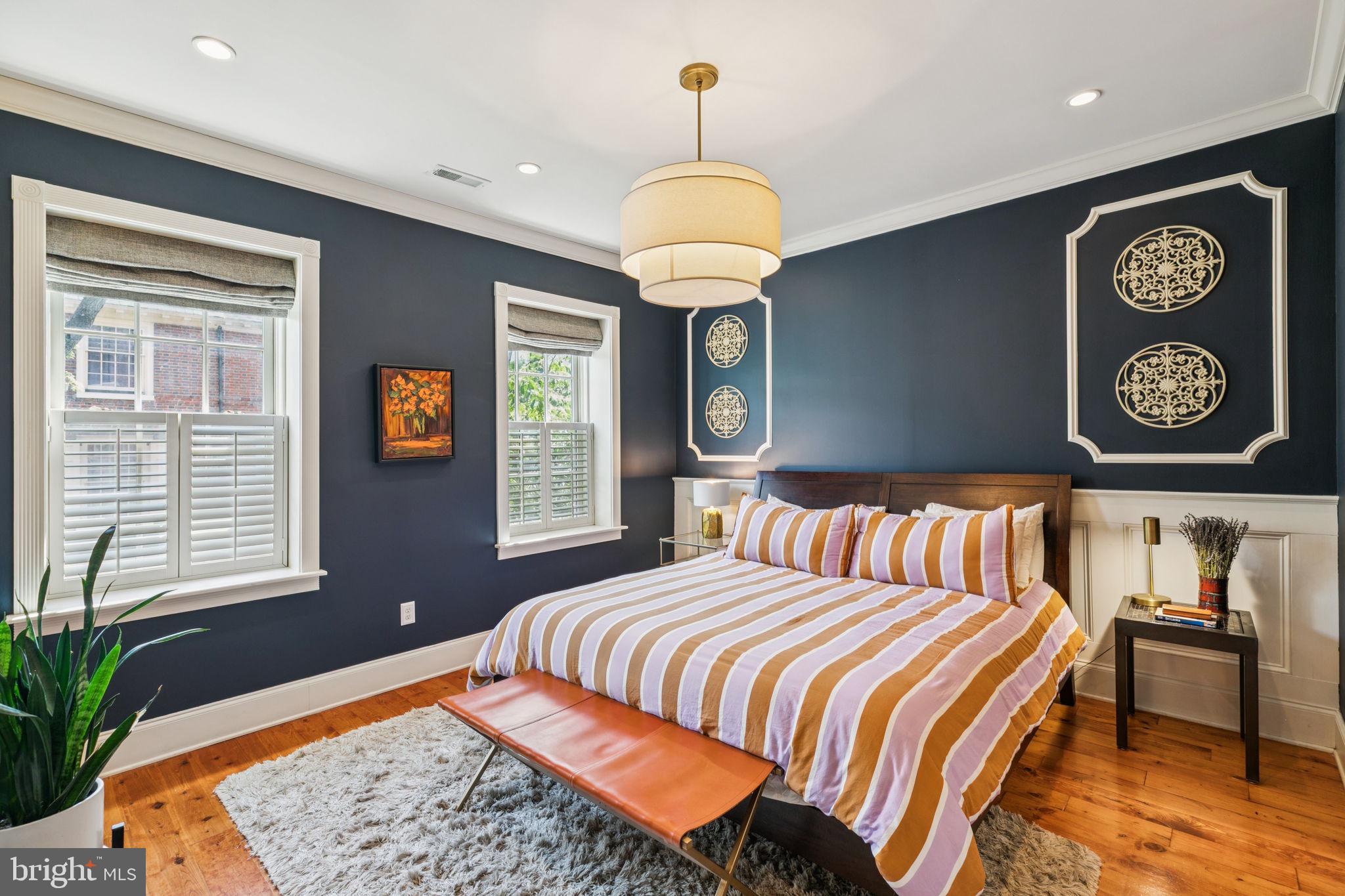 SOCIETY HILL - Residential