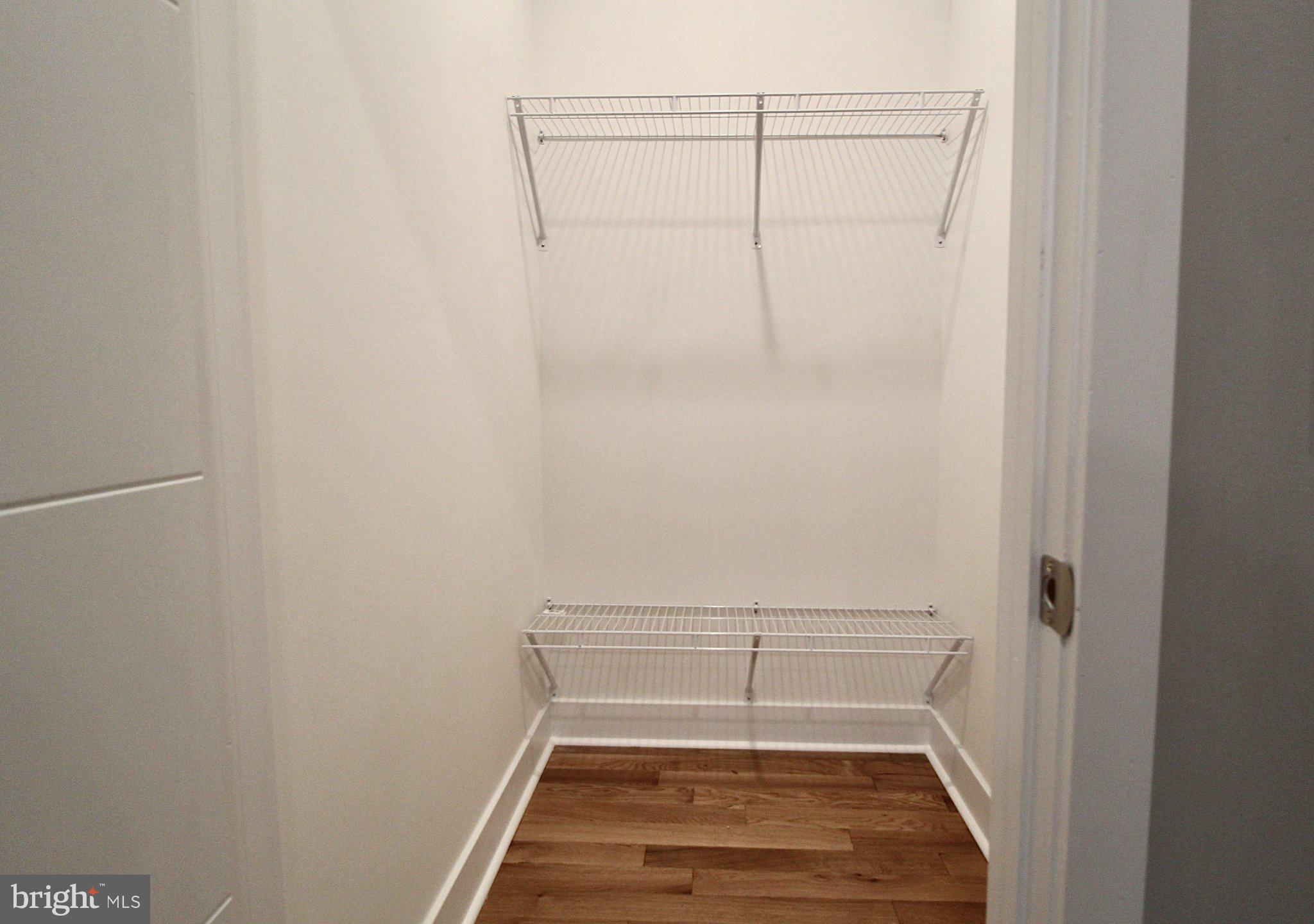 FRANCISVILLE - Residential Income