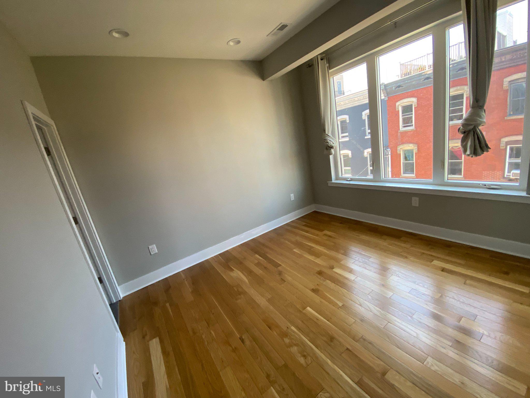 FRANCISVILLE - Residential Income