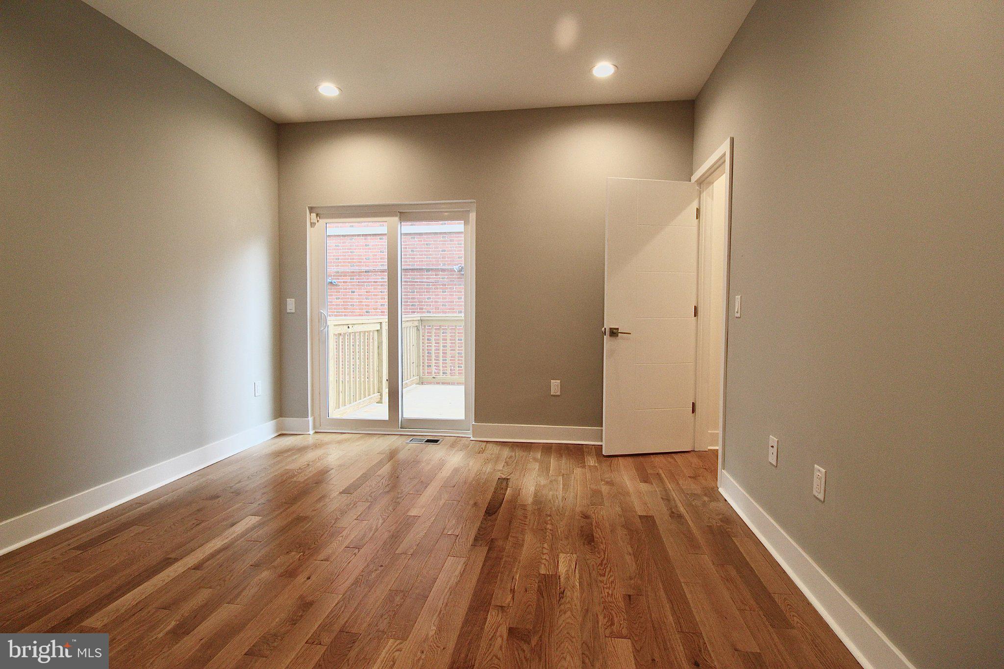 FRANCISVILLE - Residential Income