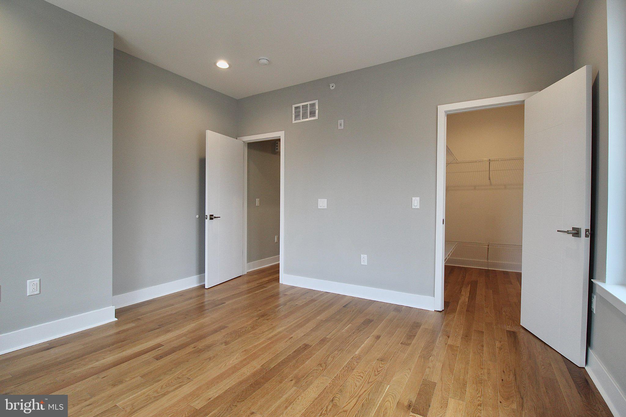 FRANCISVILLE - Residential Income