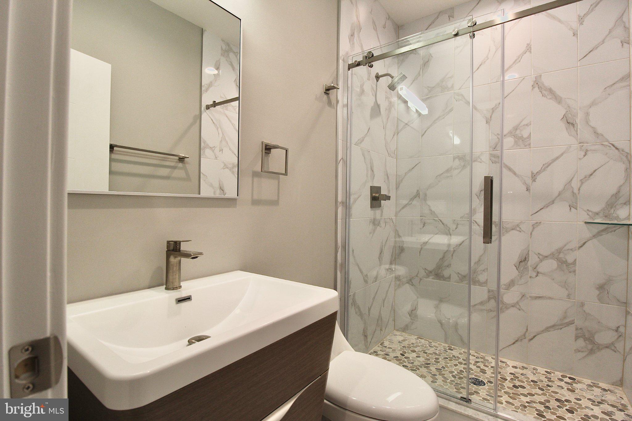 FRANCISVILLE - Residential Income