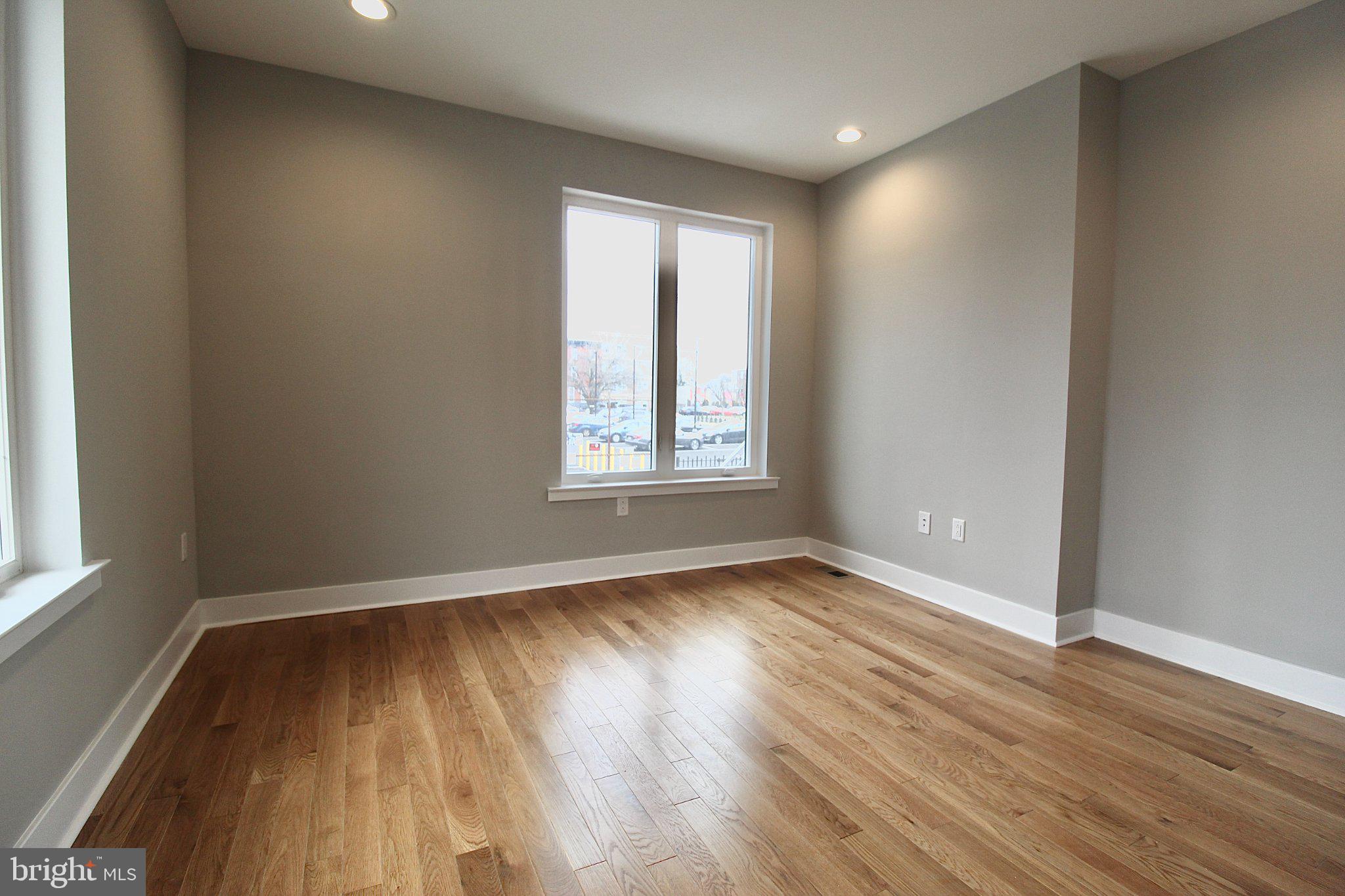 FRANCISVILLE - Residential Income