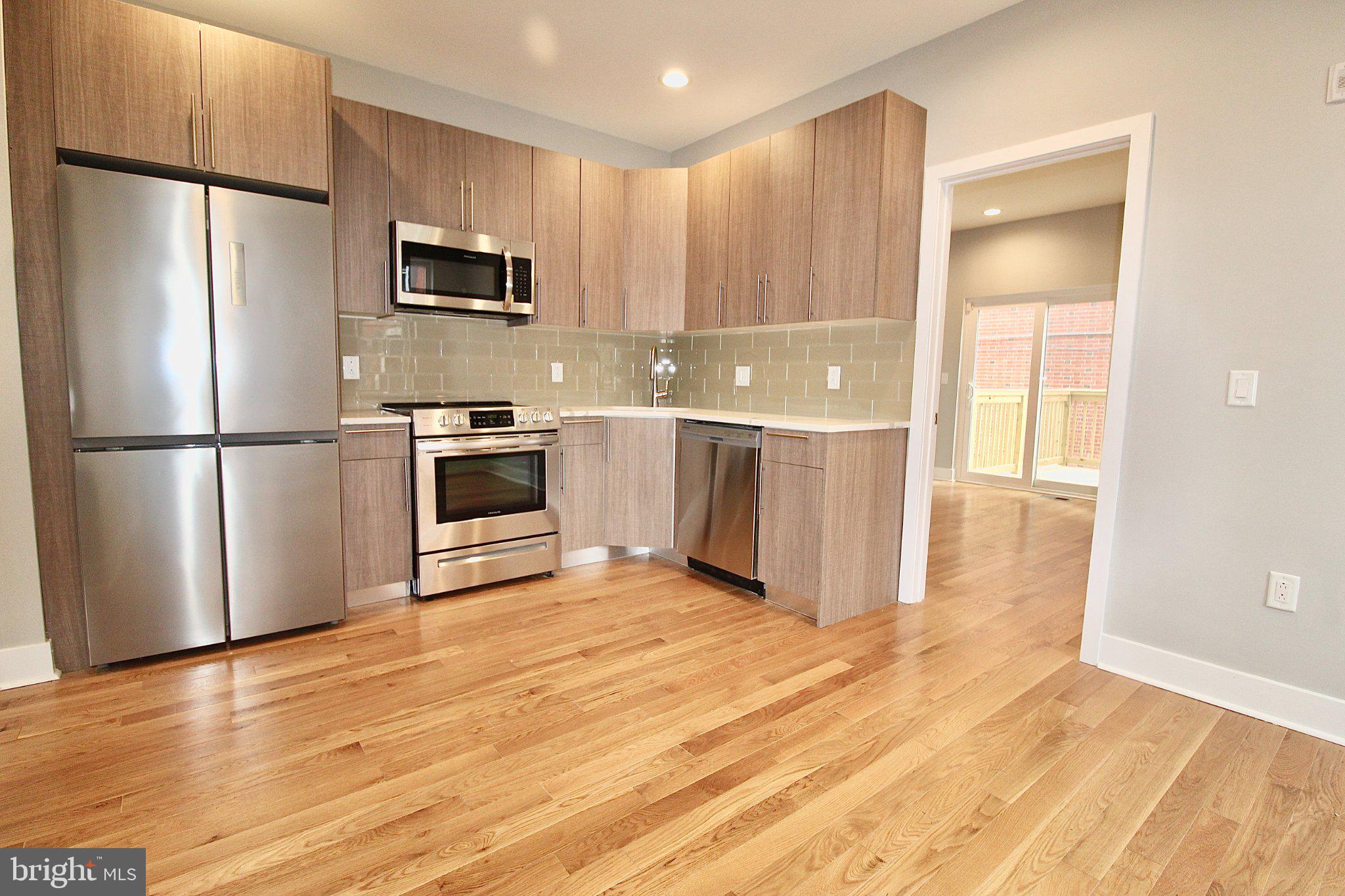 FRANCISVILLE - Residential Income