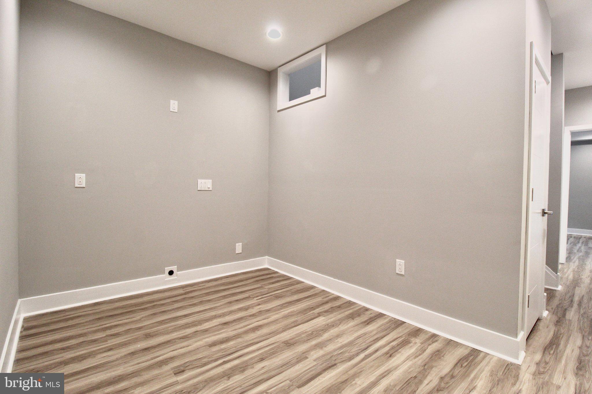 FRANCISVILLE - Residential Income