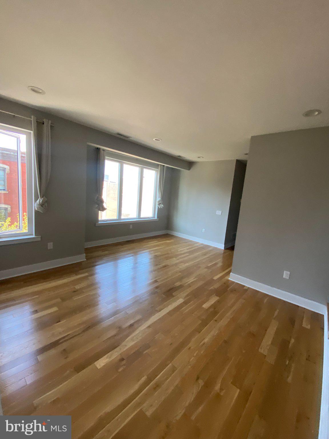 FRANCISVILLE - Residential Income