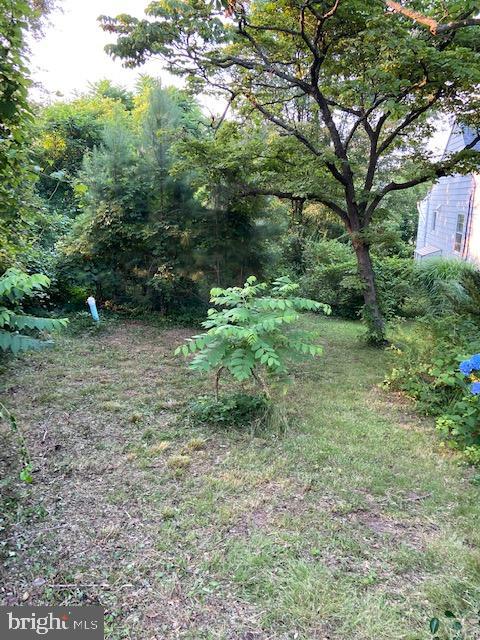 SUNRISE BEACH - Land