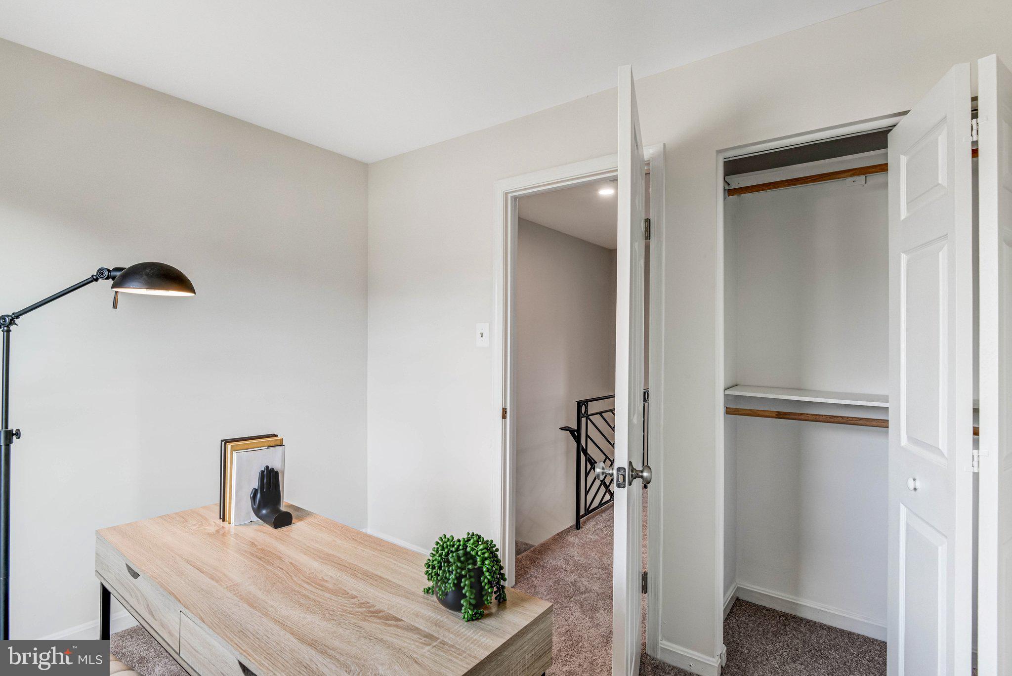 BALLSFORD - Residential