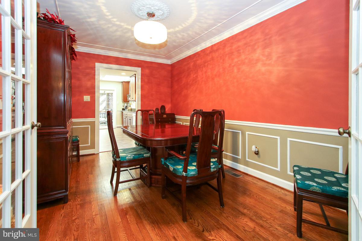 LANDMARK MEWS - Residential