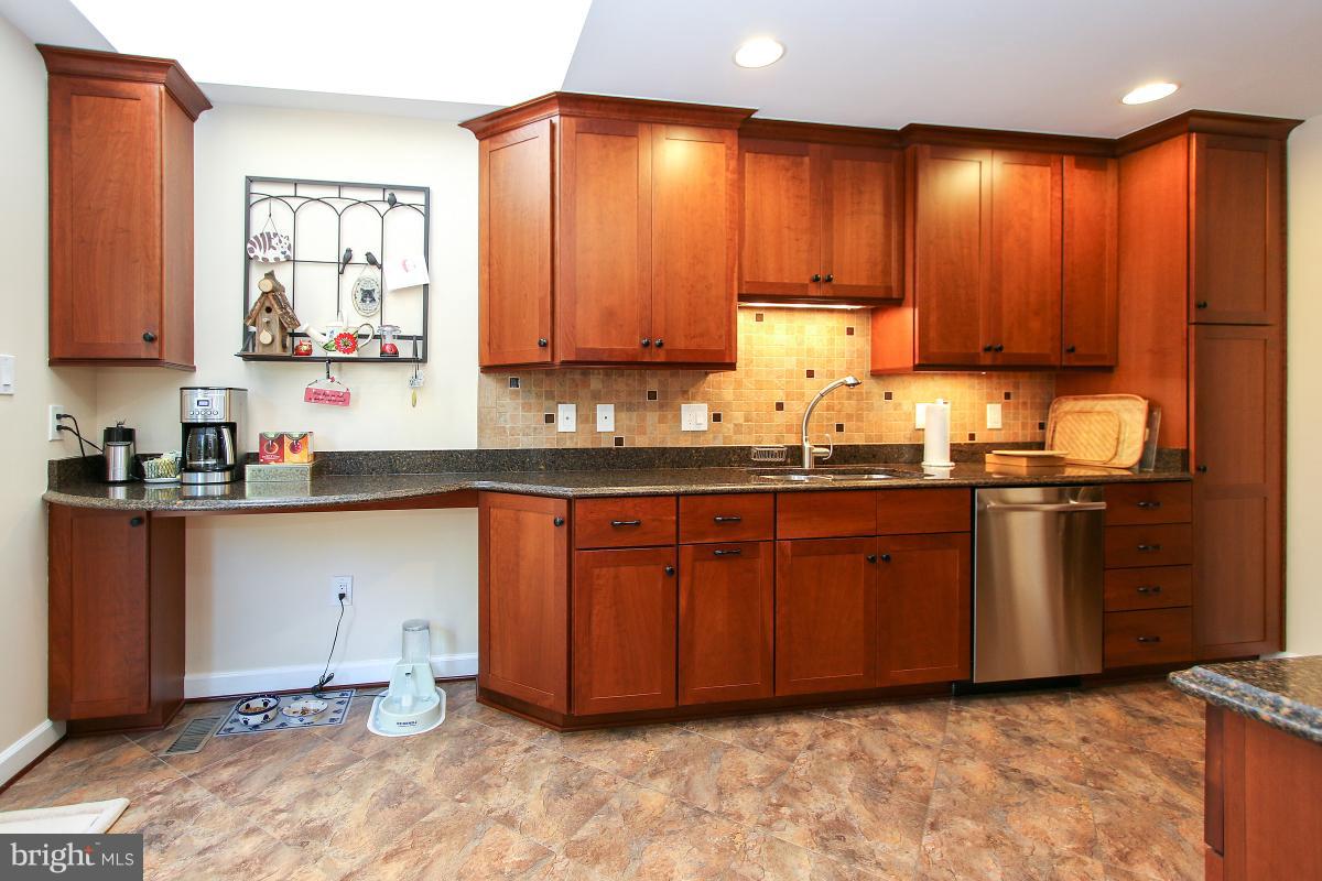 LANDMARK MEWS - Residential