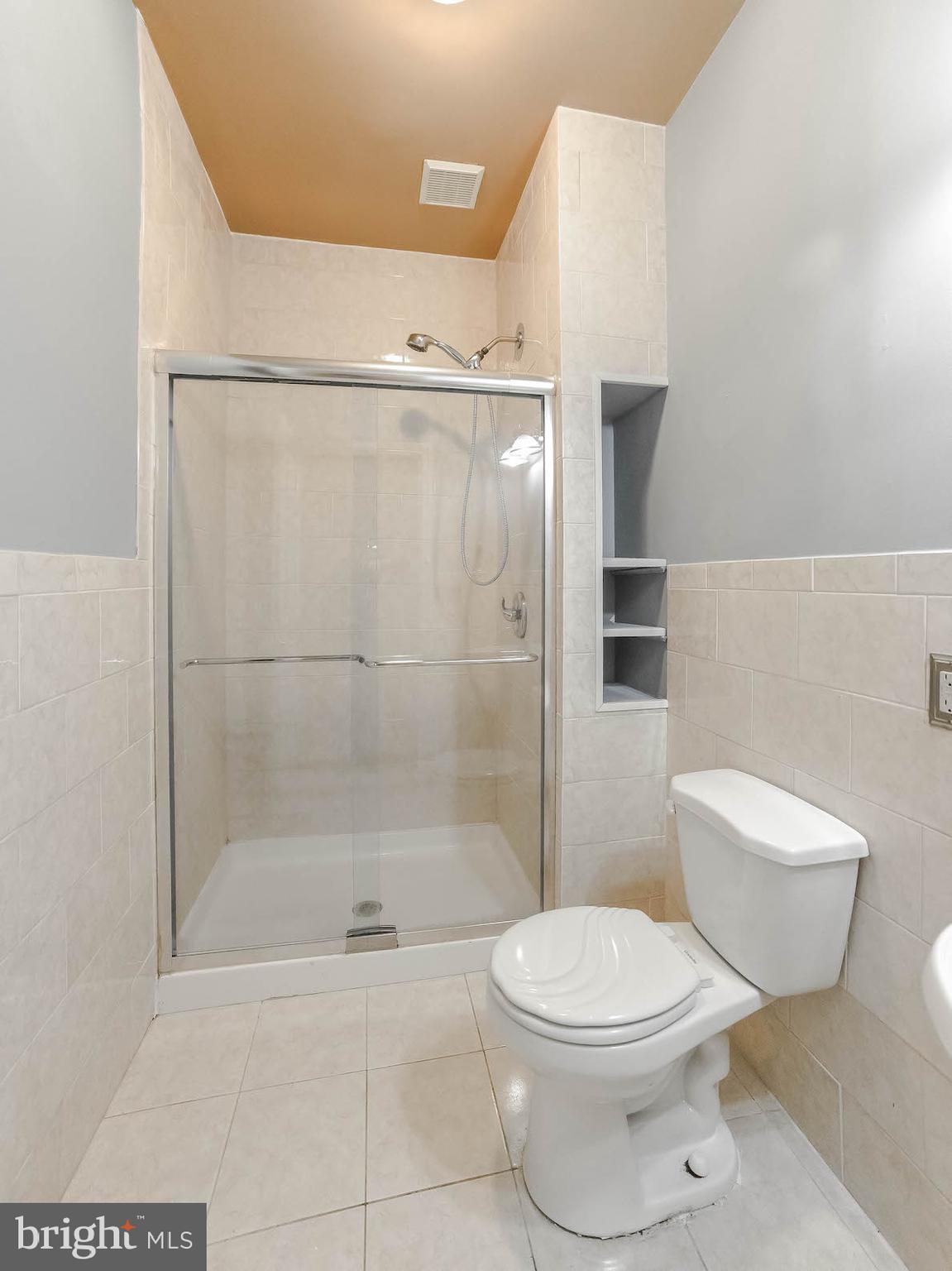 WAKEFIELD NEIGHBORHOOD - Residential