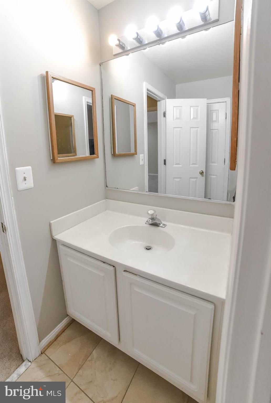 WAKEFIELD NEIGHBORHOOD - Residential