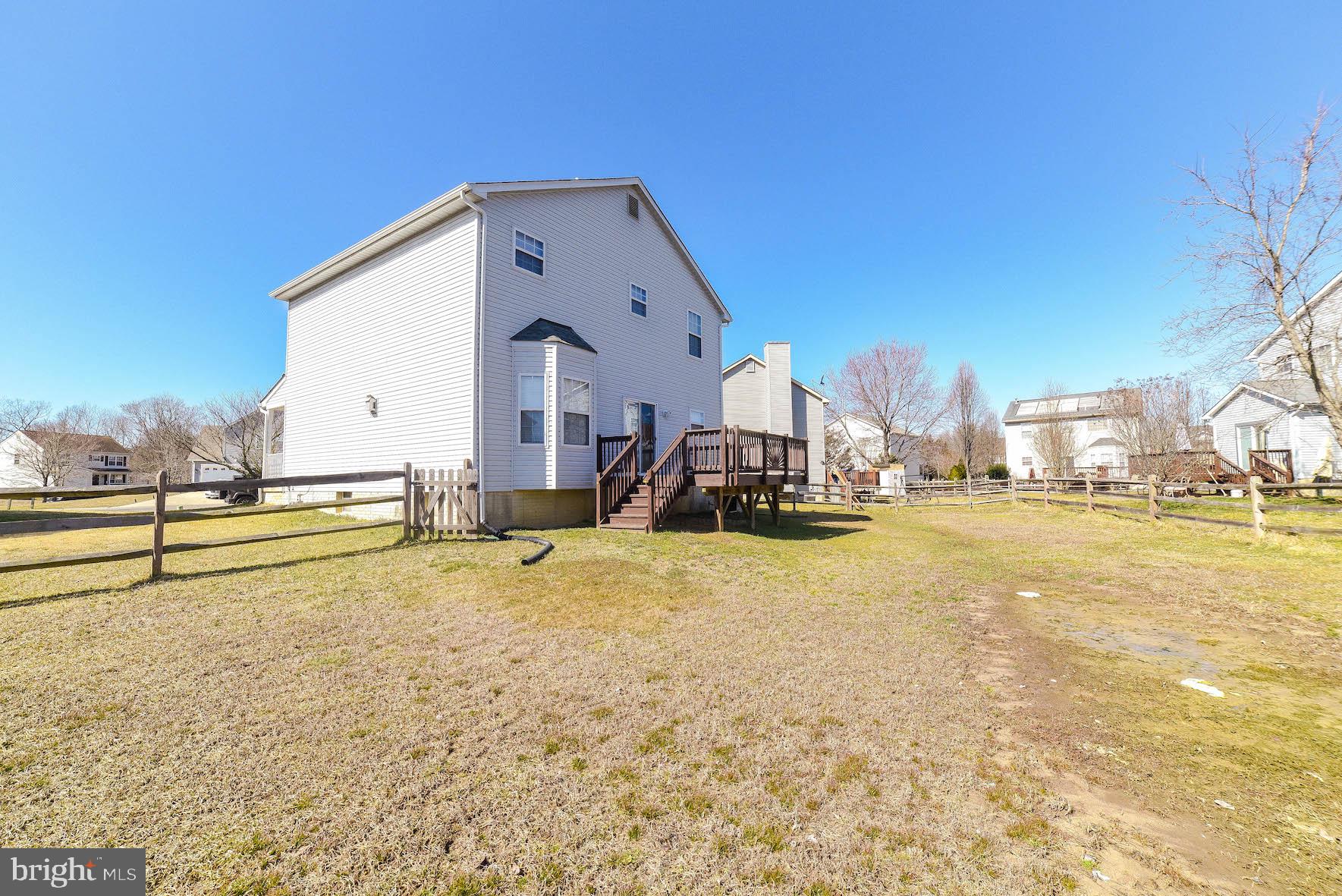 WAKEFIELD NEIGHBORHOOD - Residential