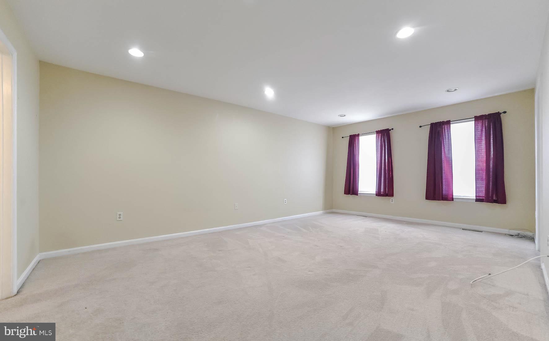 WAKEFIELD NEIGHBORHOOD - Residential