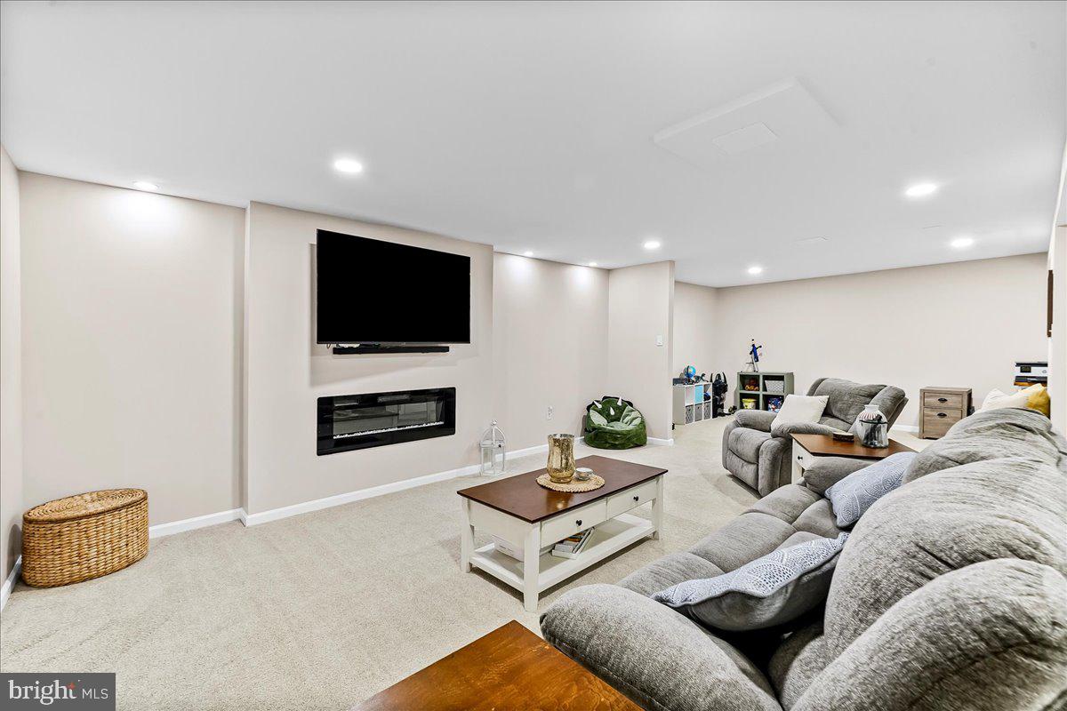 SPRINGHILL FARM - Residential