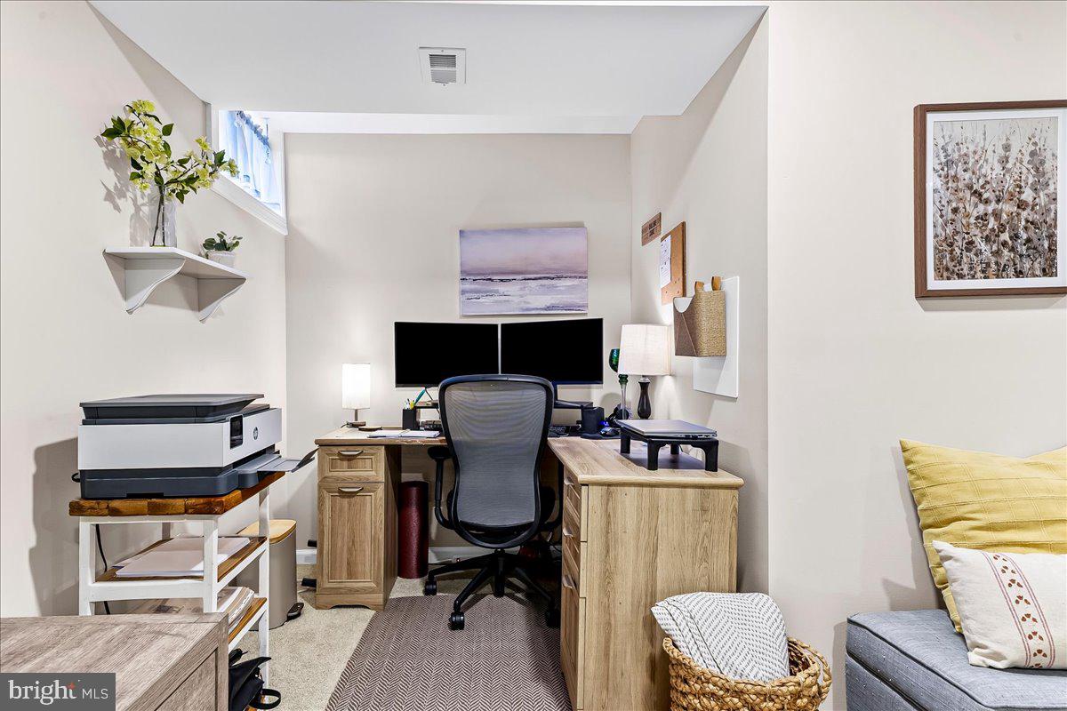 SPRINGHILL FARM - Residential