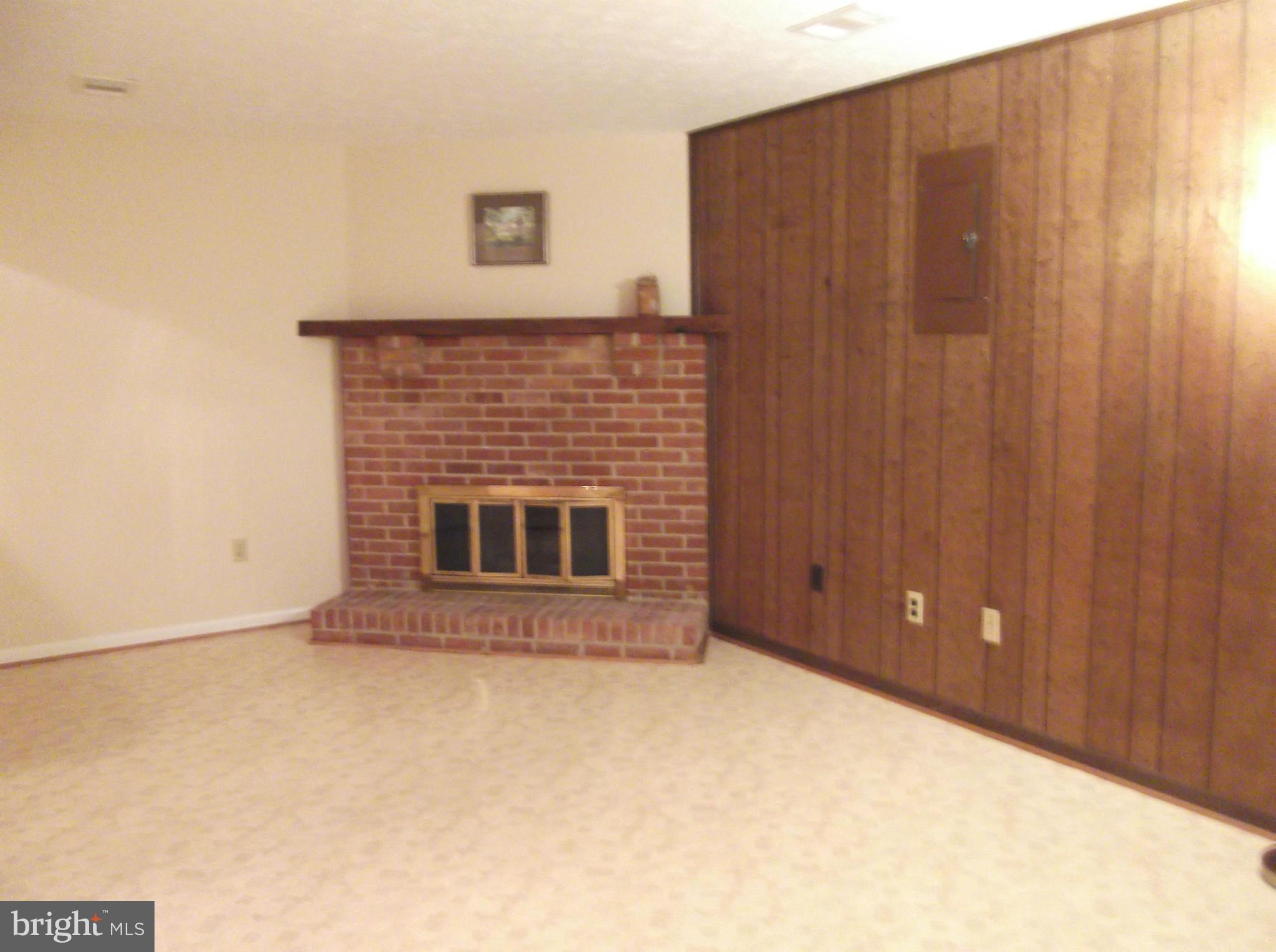 CHERRY HILL TOWNHOUSES - Residential Lease