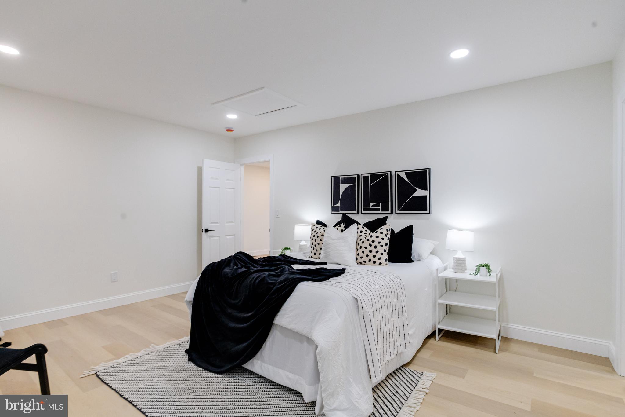 ORCHARD BEACH - Residential