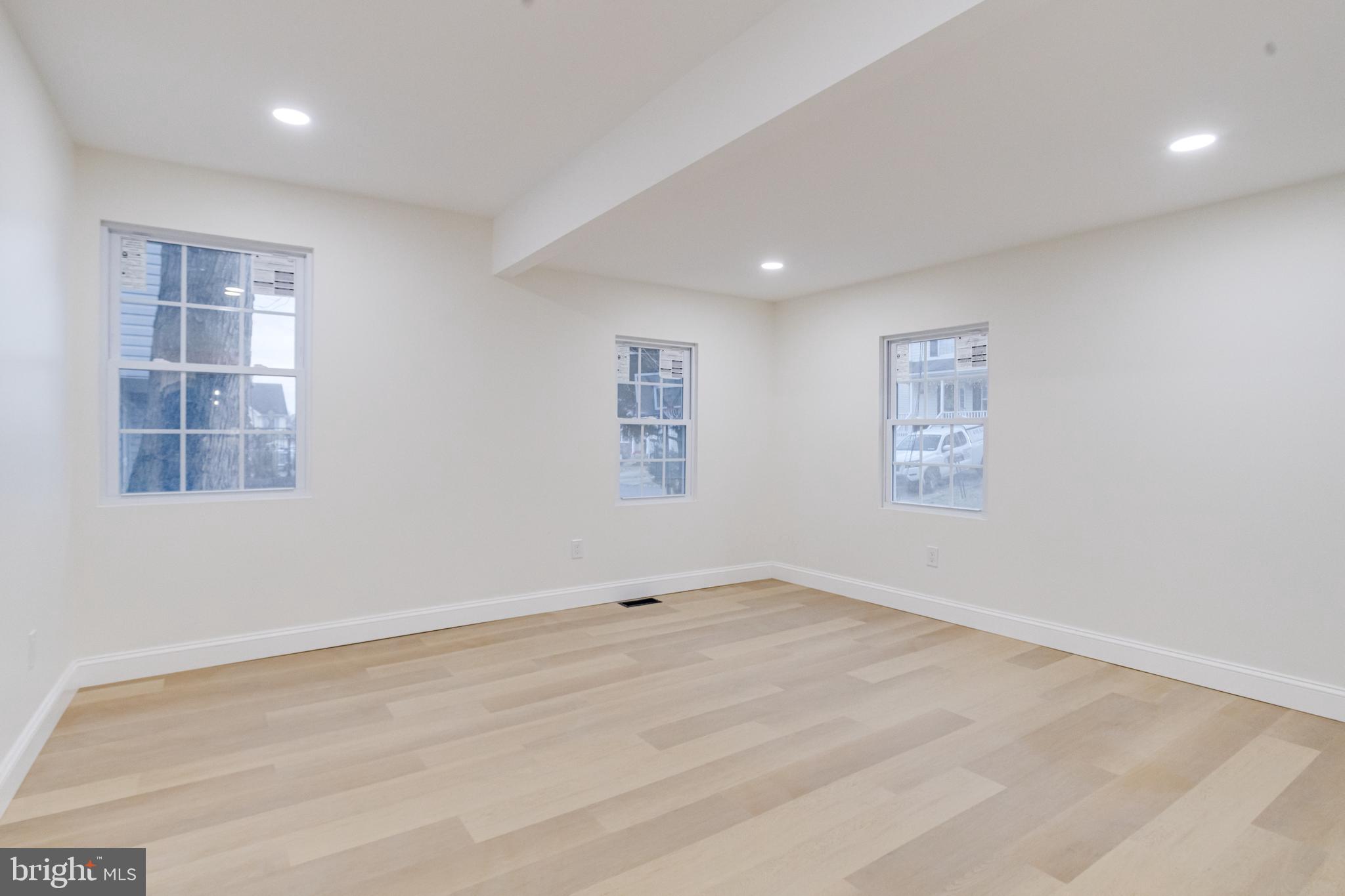 ORCHARD BEACH - Residential