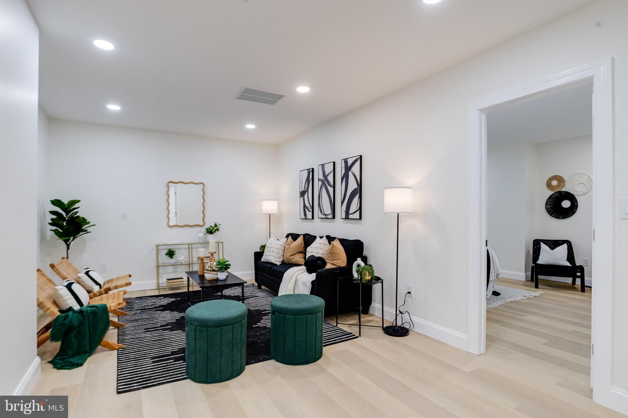 ORCHARD BEACH - Residential