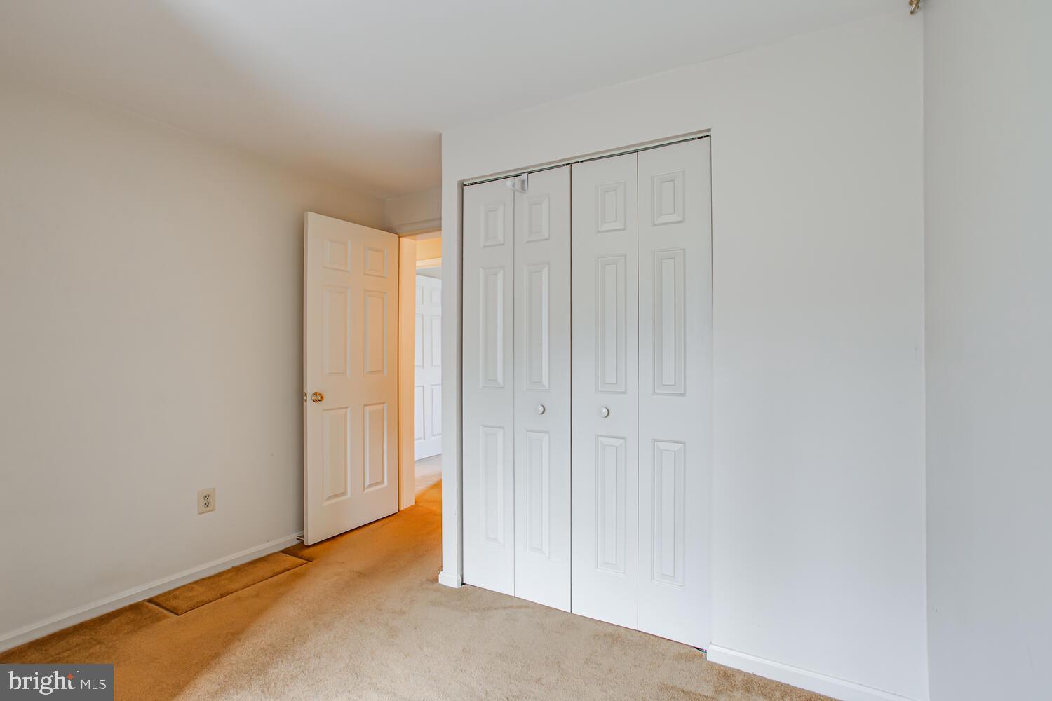 WHITE OAK VILLAGE - Residential