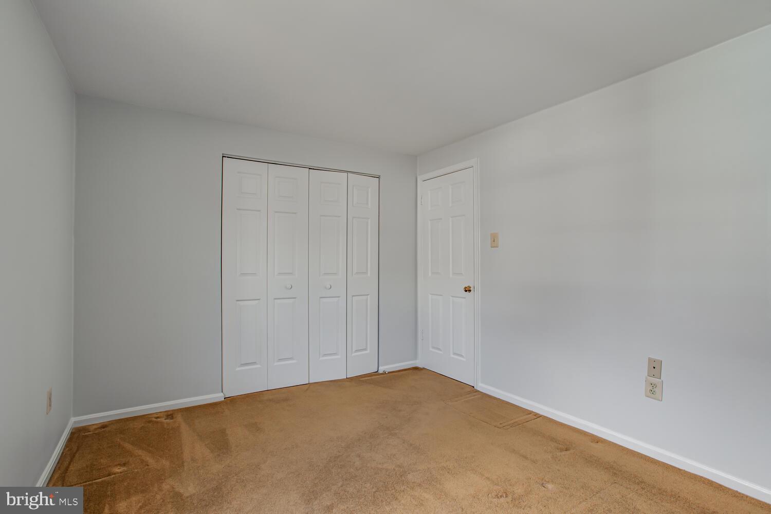 WHITE OAK VILLAGE - Residential