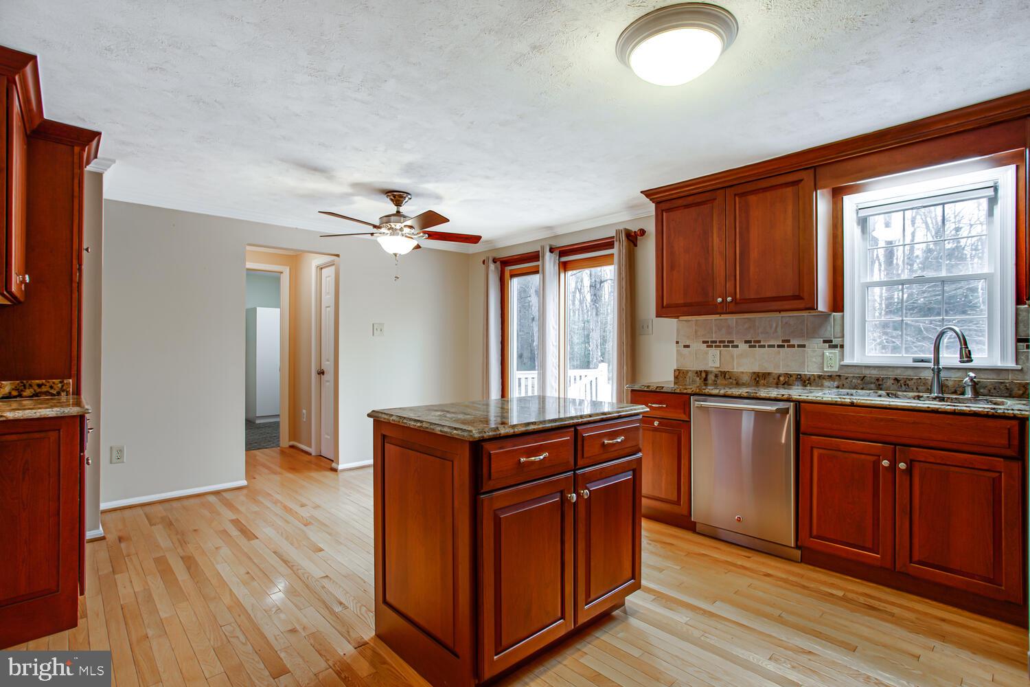 WHITE OAK VILLAGE - Residential