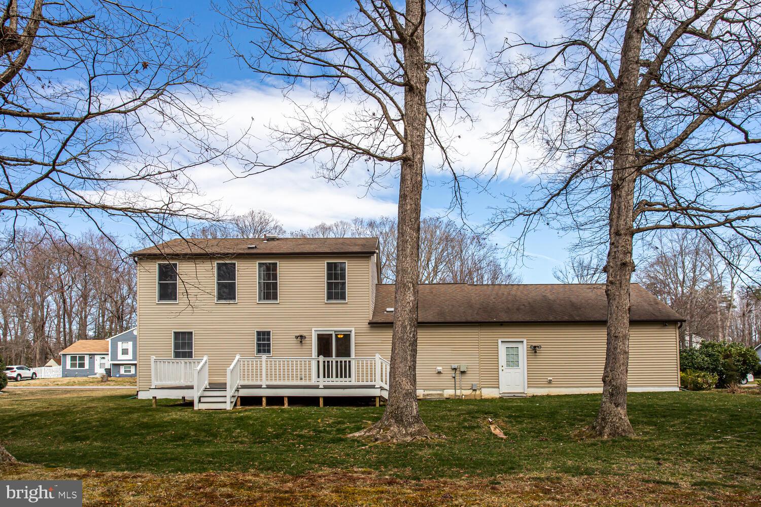 WHITE OAK VILLAGE - Residential