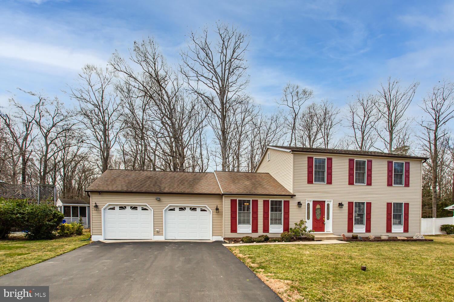 WHITE OAK VILLAGE - Residential