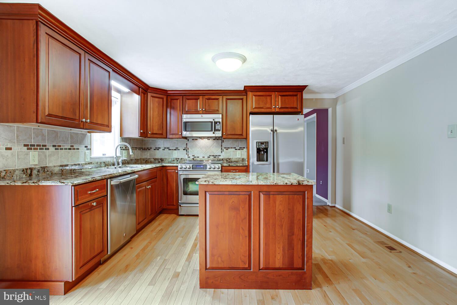 WHITE OAK VILLAGE - Residential