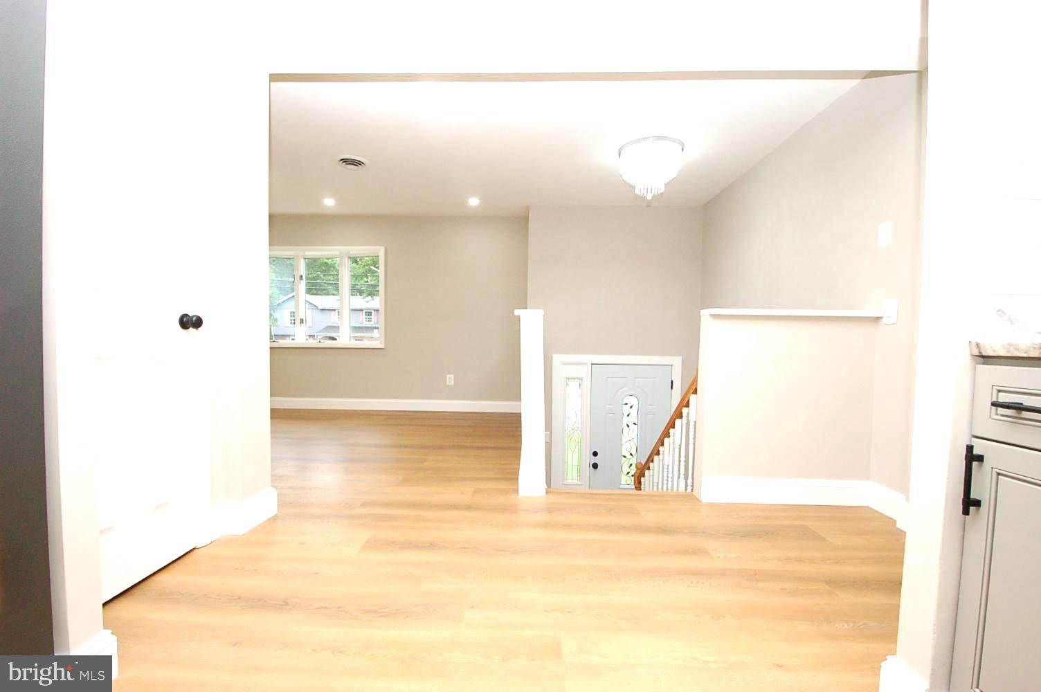 MANHATTAN BEACH - Residential