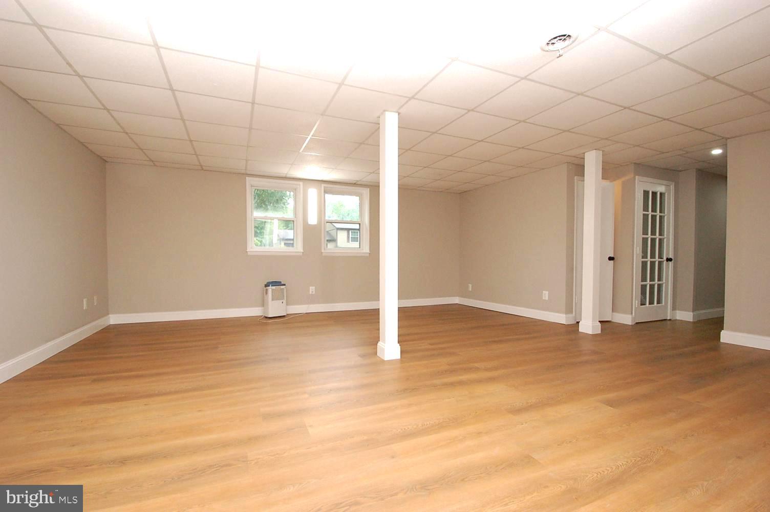 MANHATTAN BEACH - Residential