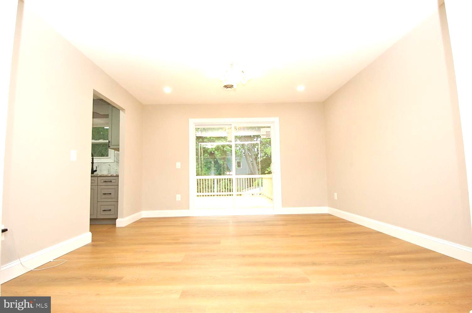 MANHATTAN BEACH - Residential