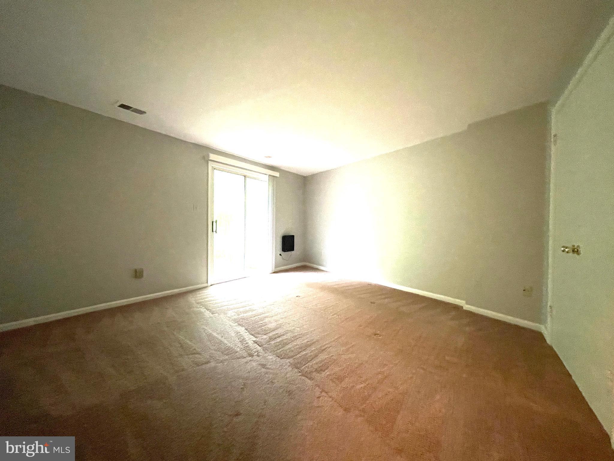 RESTON - Residential Lease