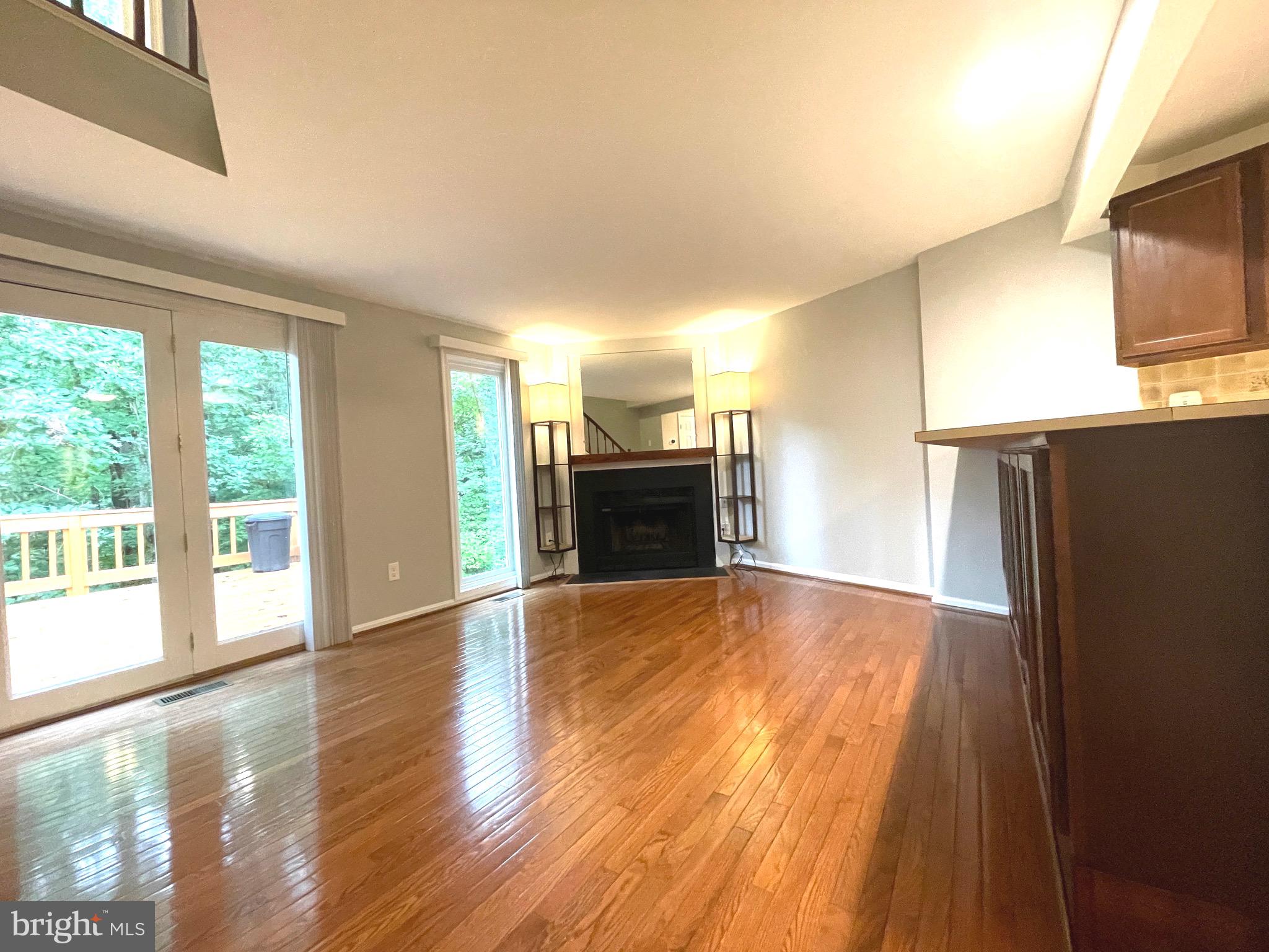 RESTON - Residential Lease