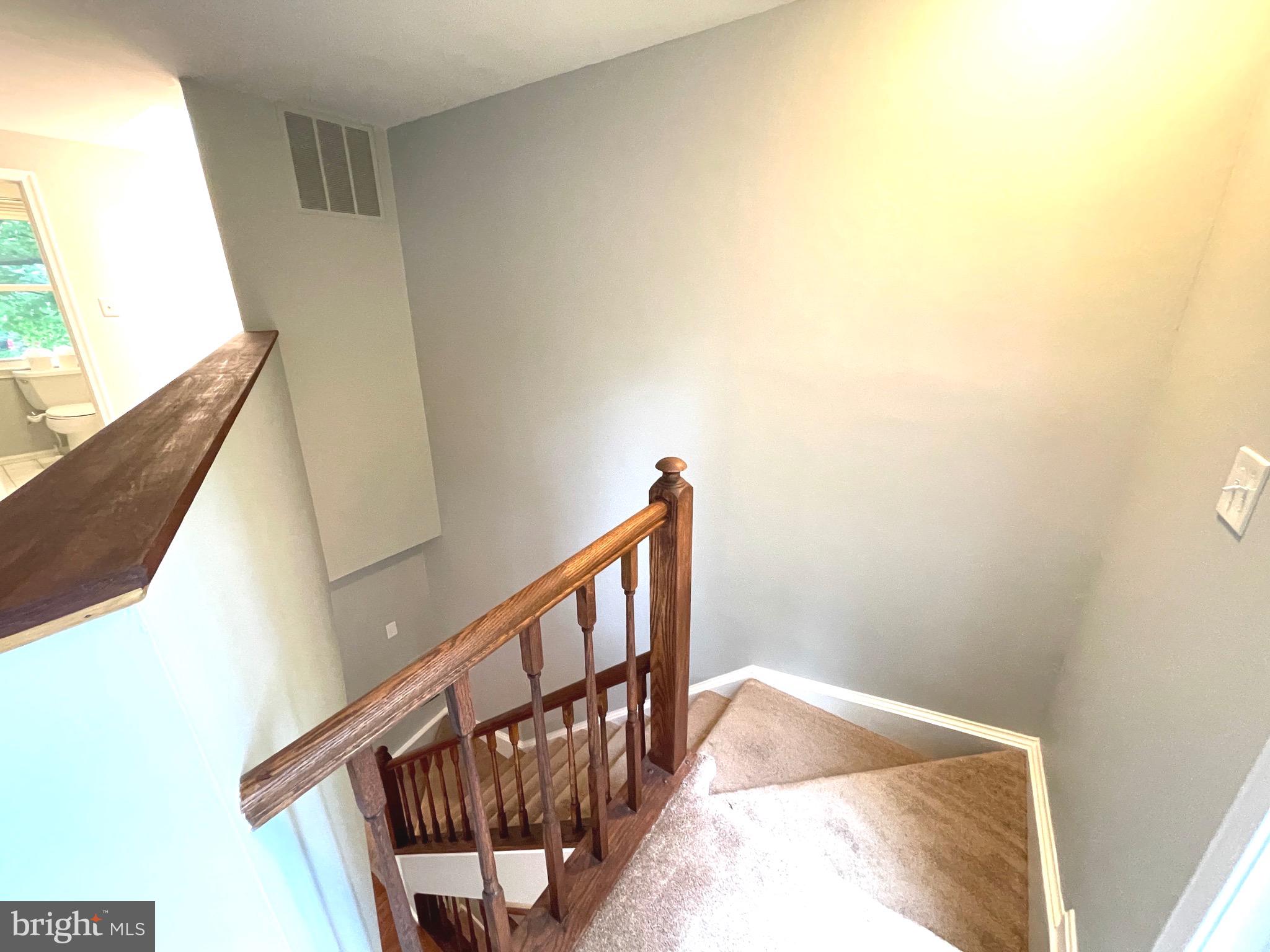 RESTON - Residential Lease