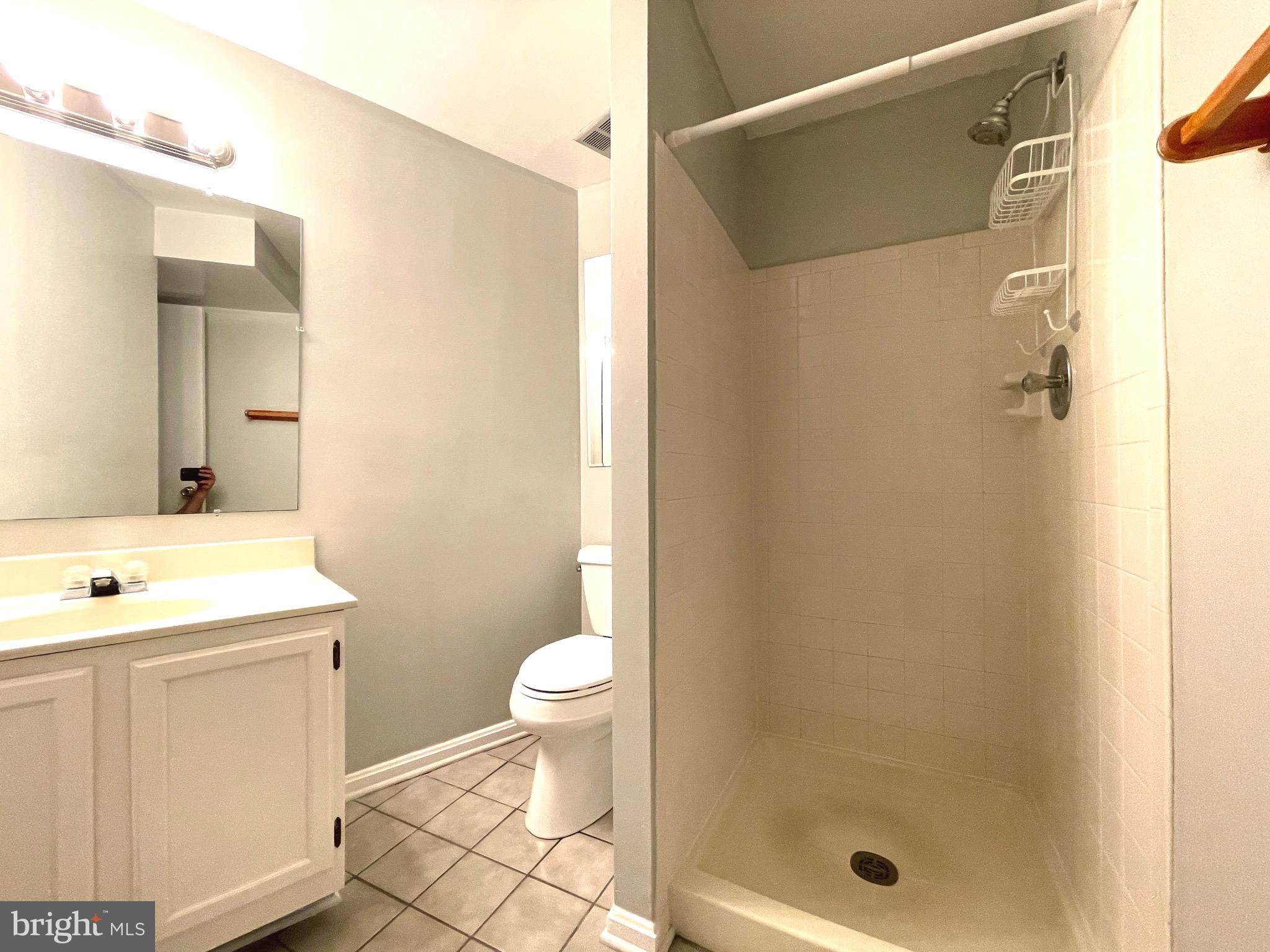 RESTON - Residential Lease