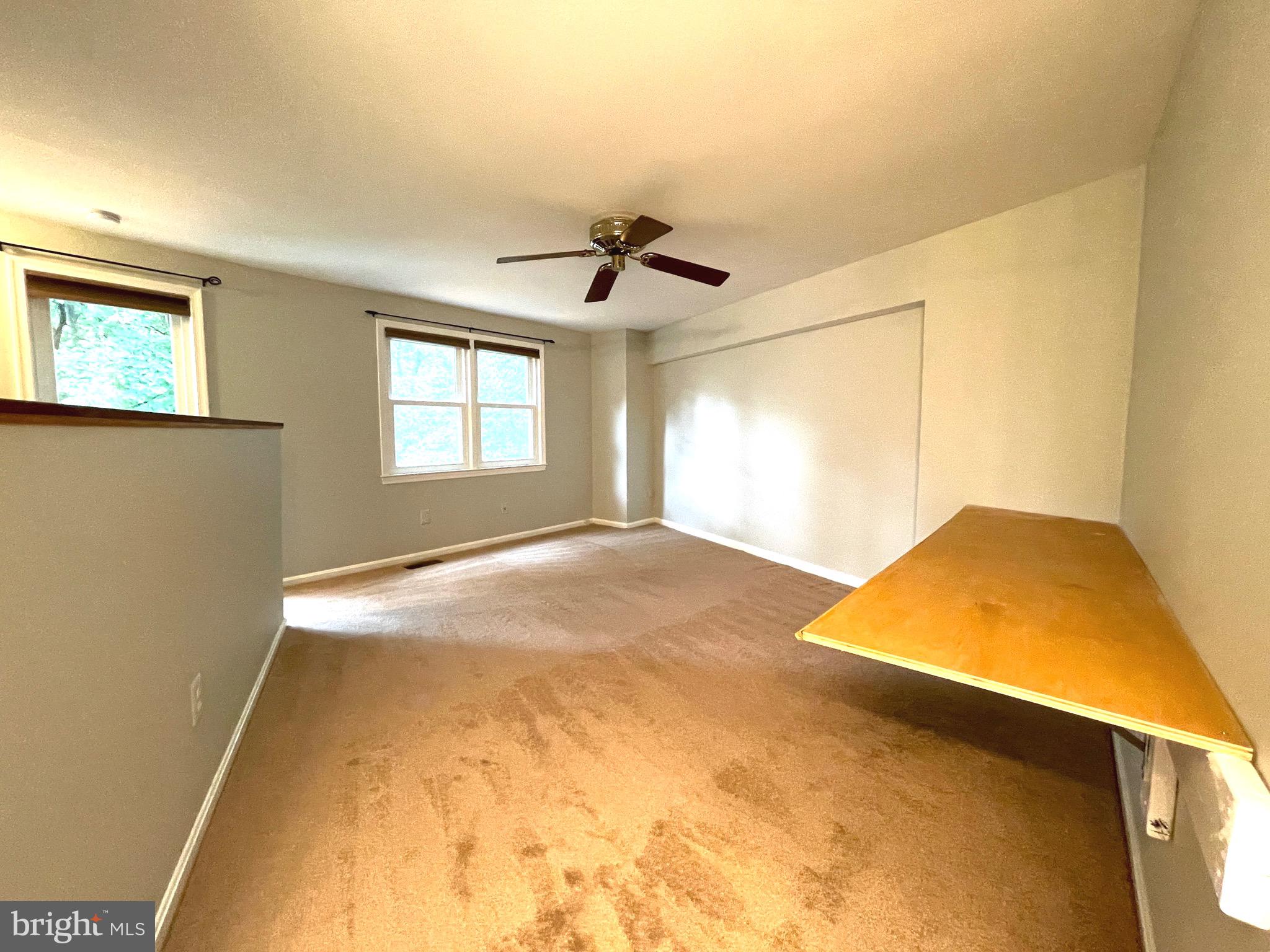 RESTON - Residential Lease