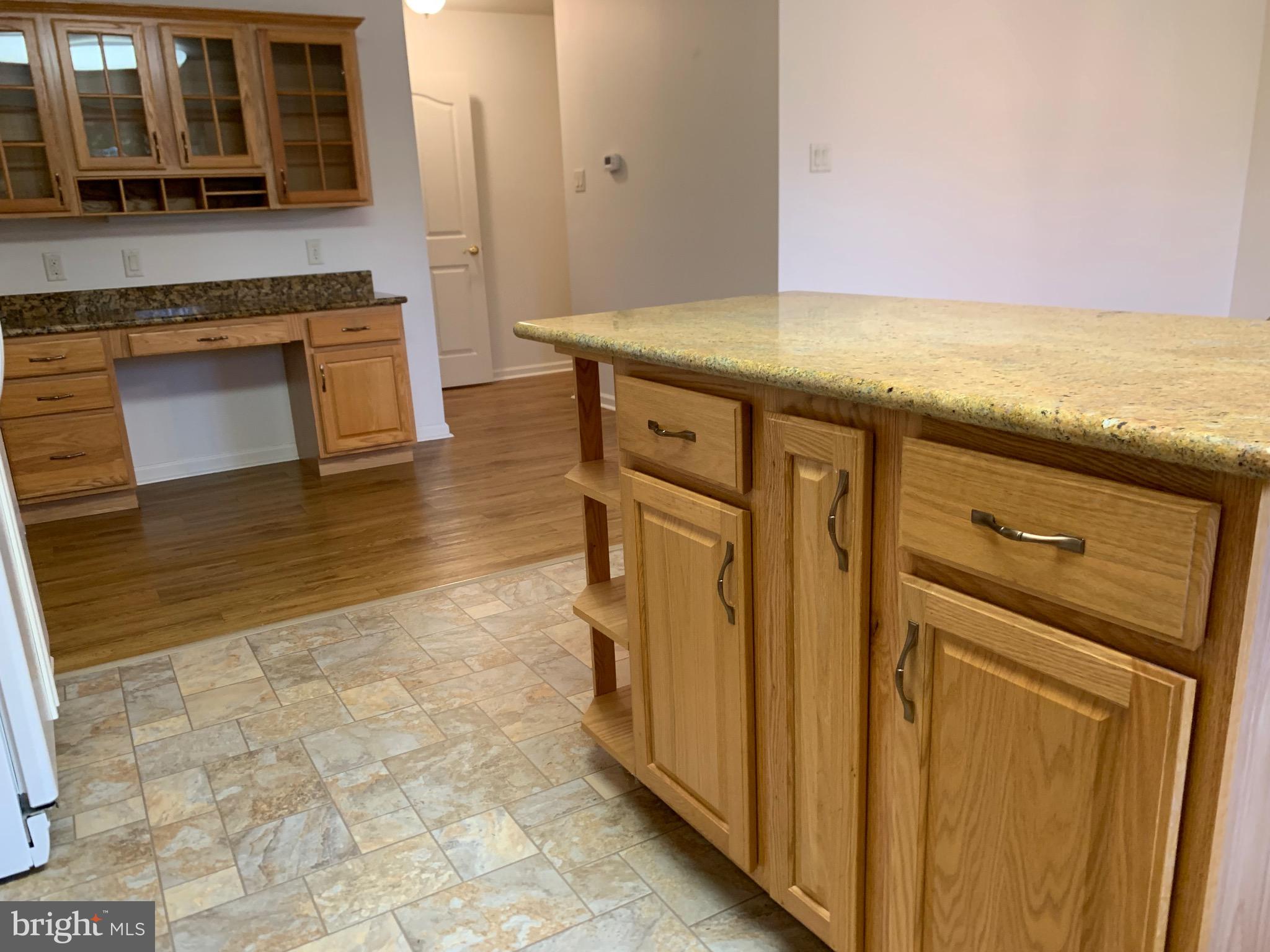 EMERALD POINTE - Residential