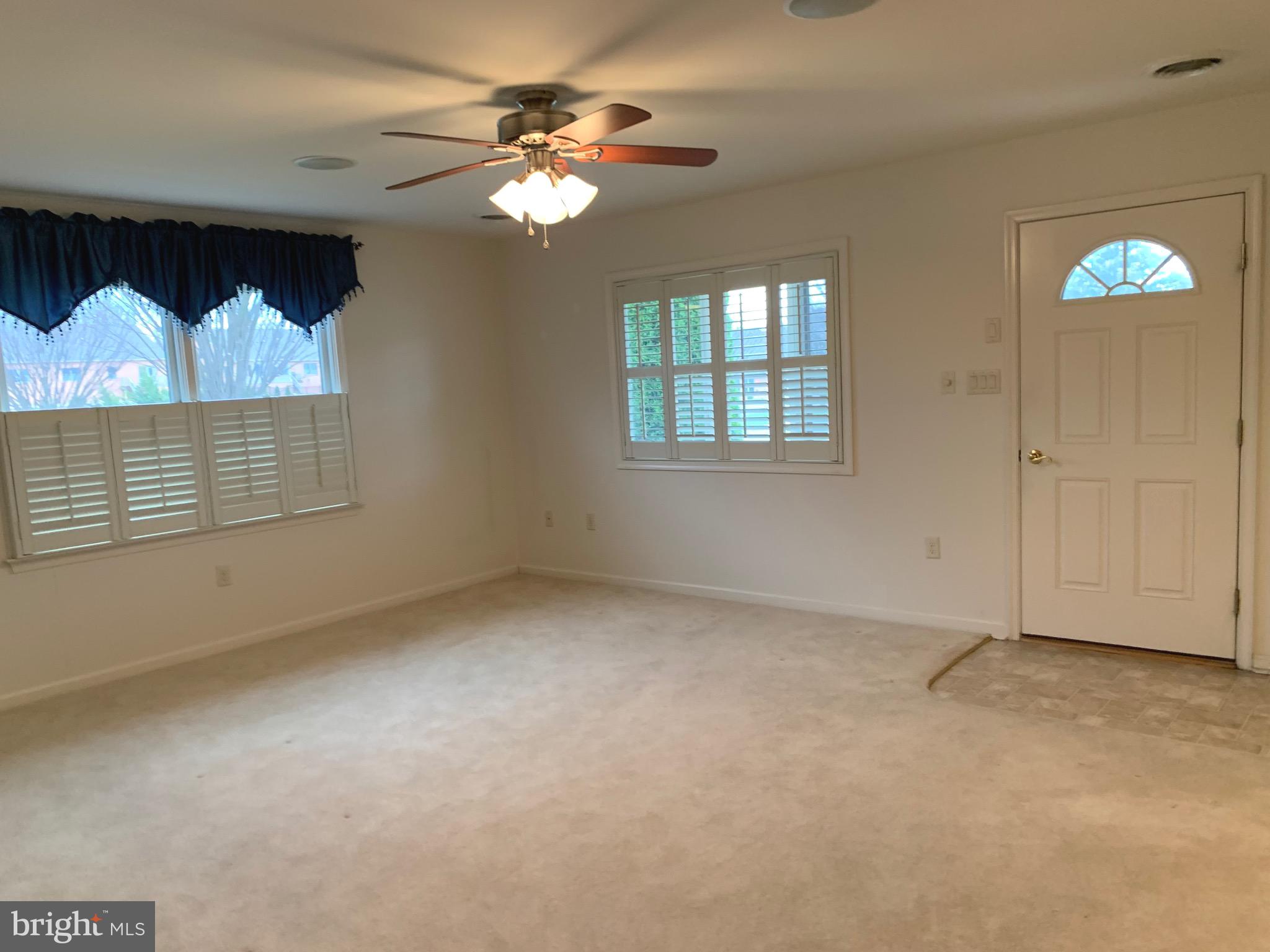 EMERALD POINTE - Residential