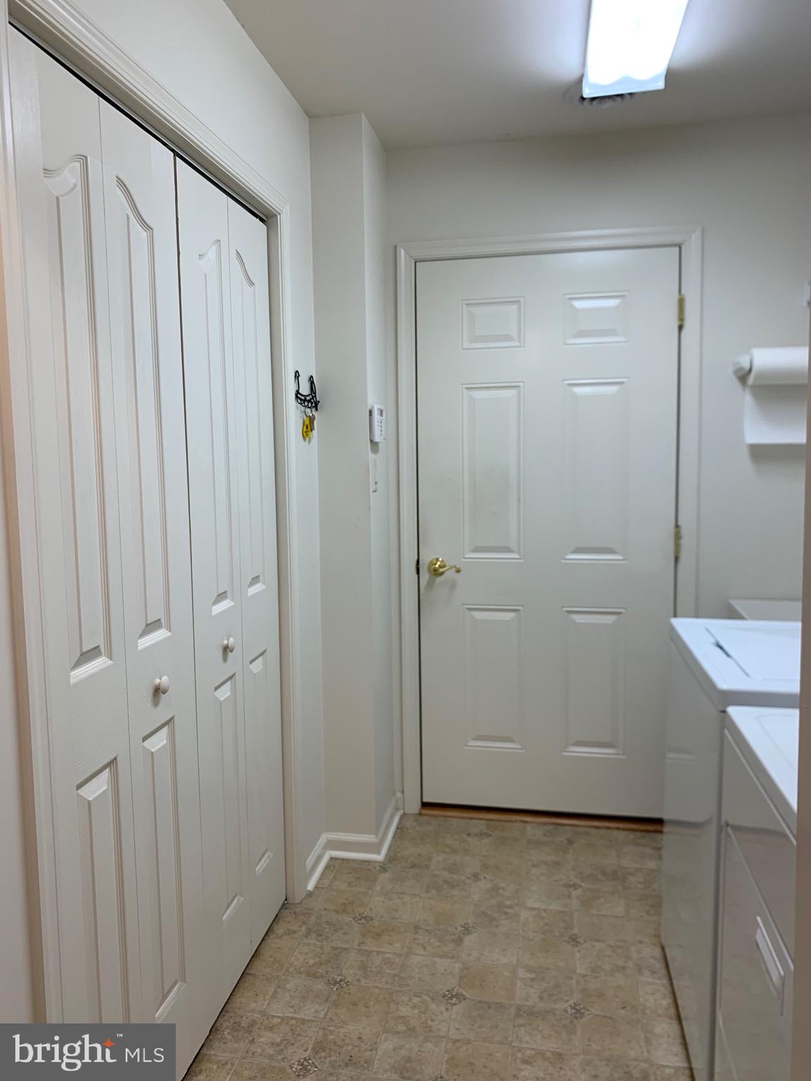 EMERALD POINTE - Residential