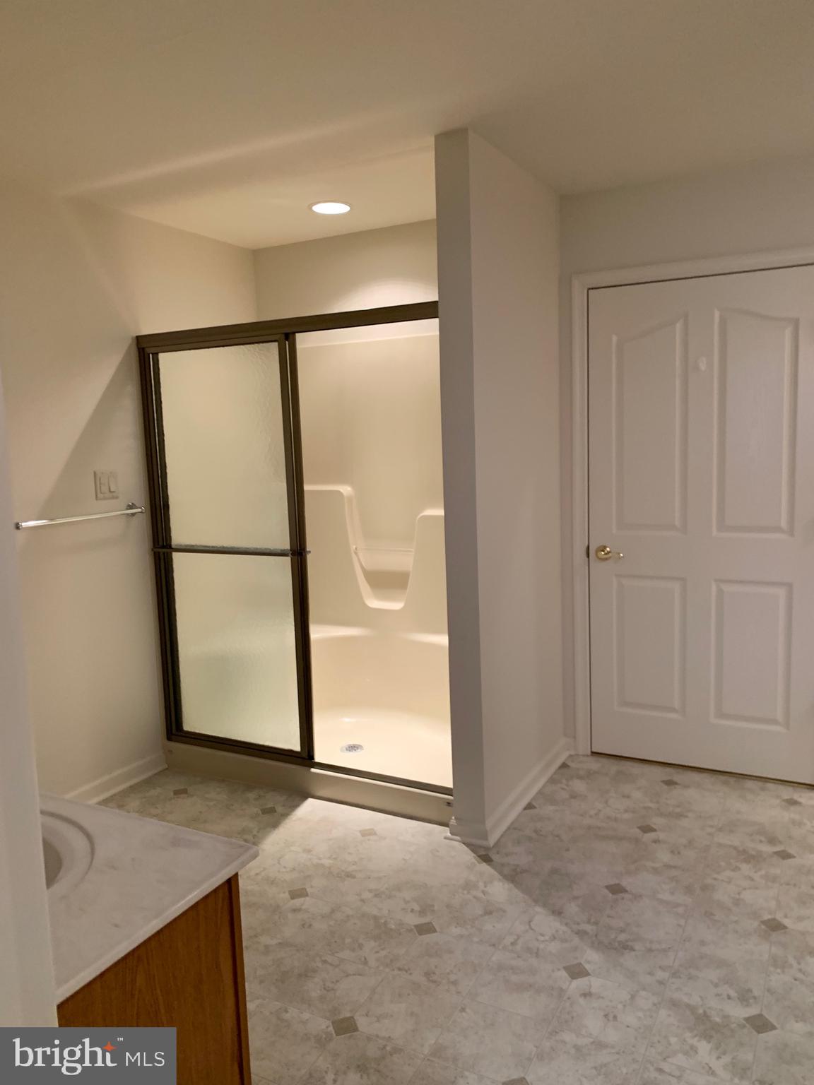 EMERALD POINTE - Residential