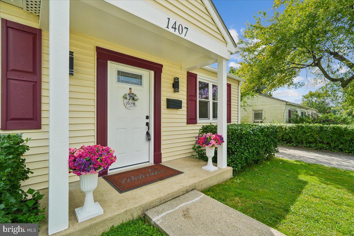 1407 HOUGHTON ROAD