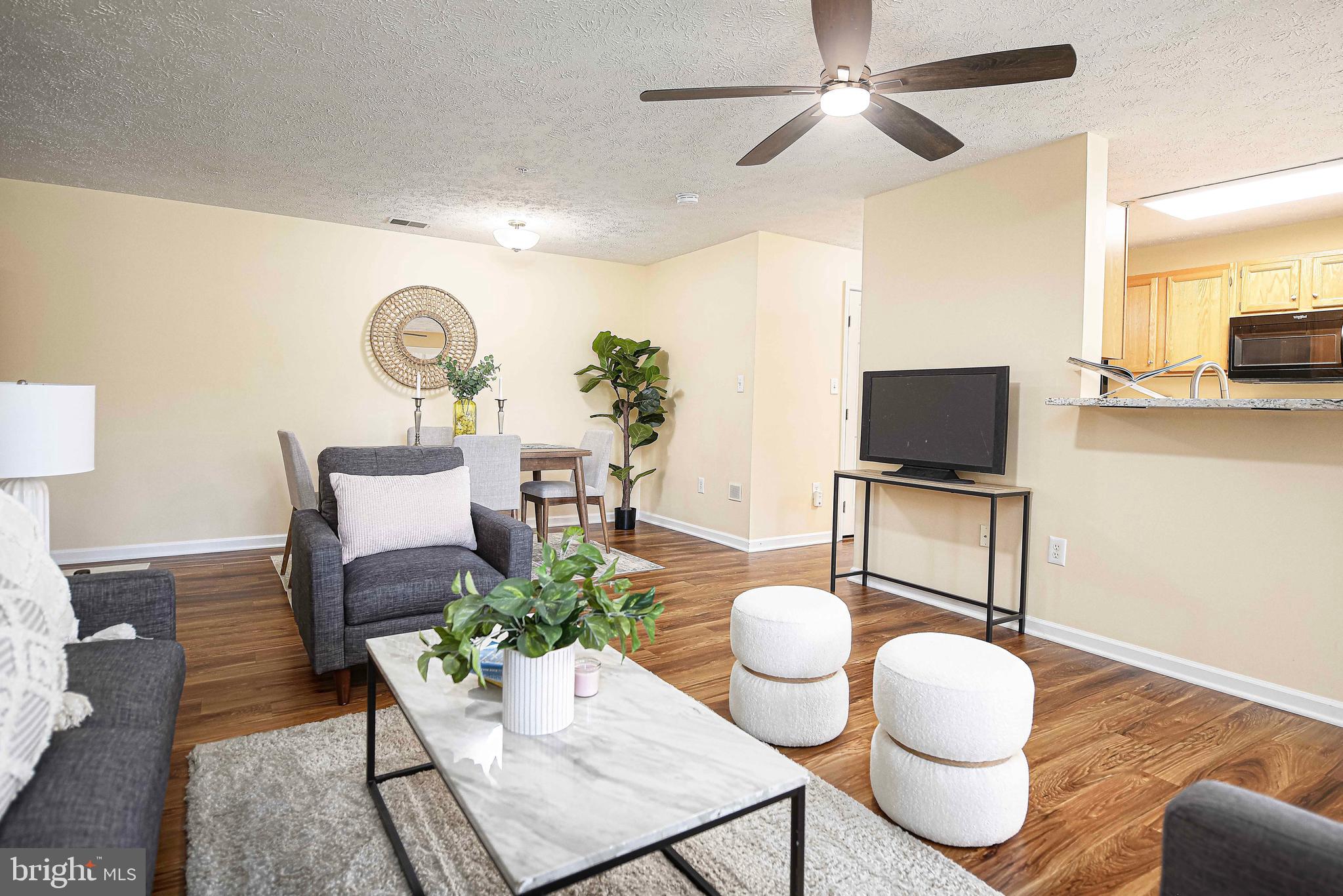 PINEY ORCHARD - Residential