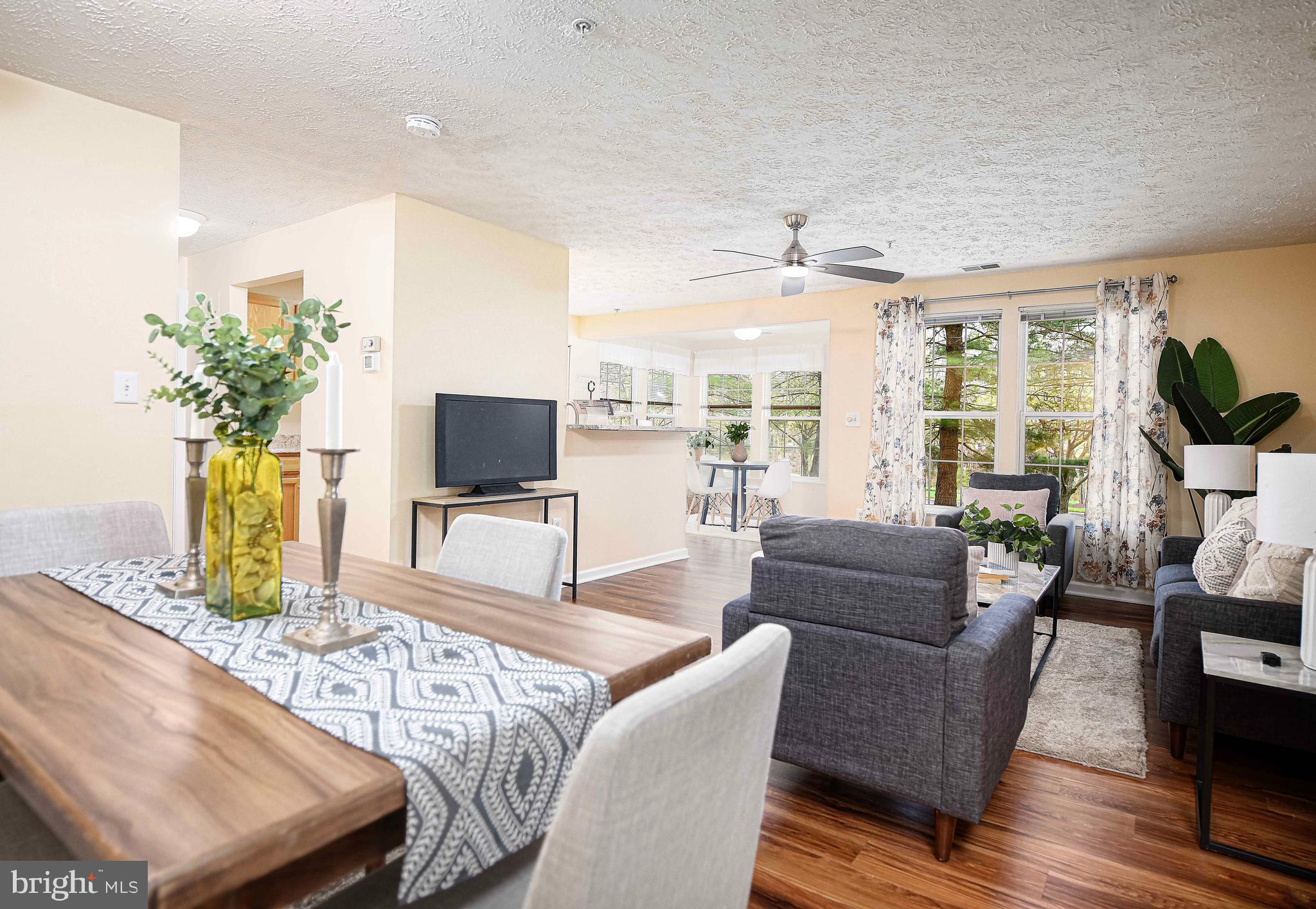 PINEY ORCHARD - Residential