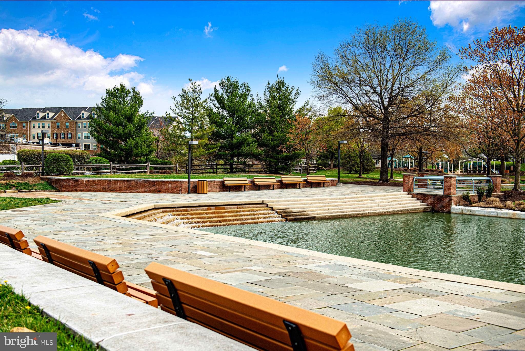 PINEY ORCHARD - Residential