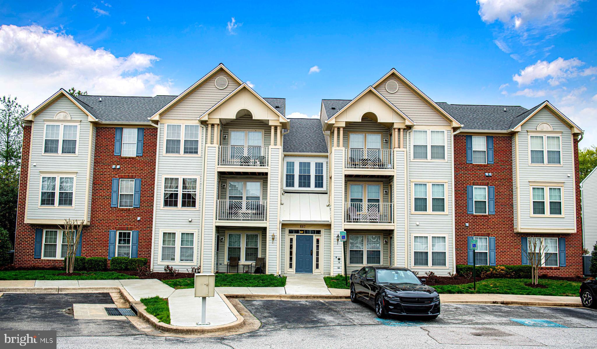 PINEY ORCHARD - Residential