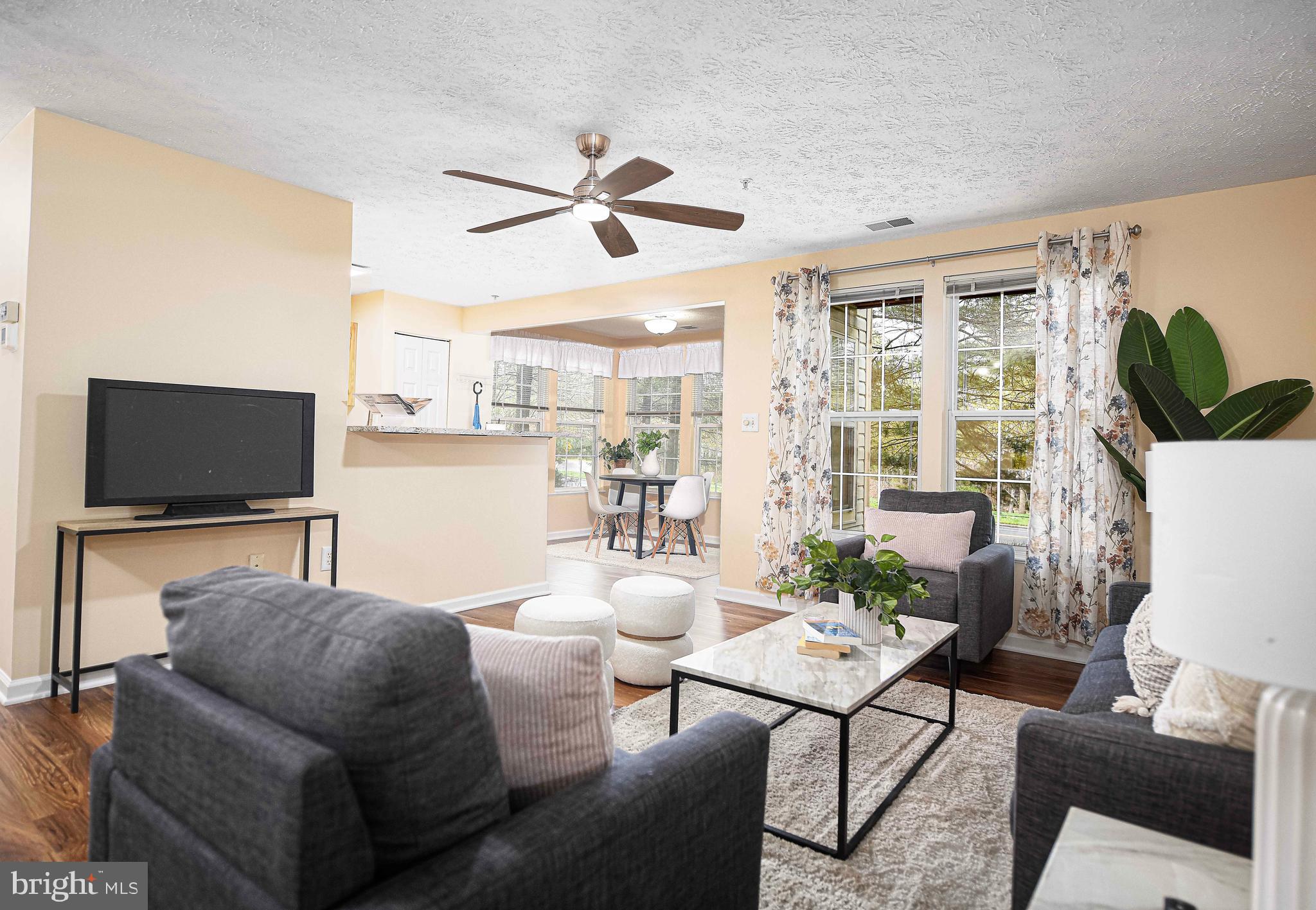 PINEY ORCHARD - Residential