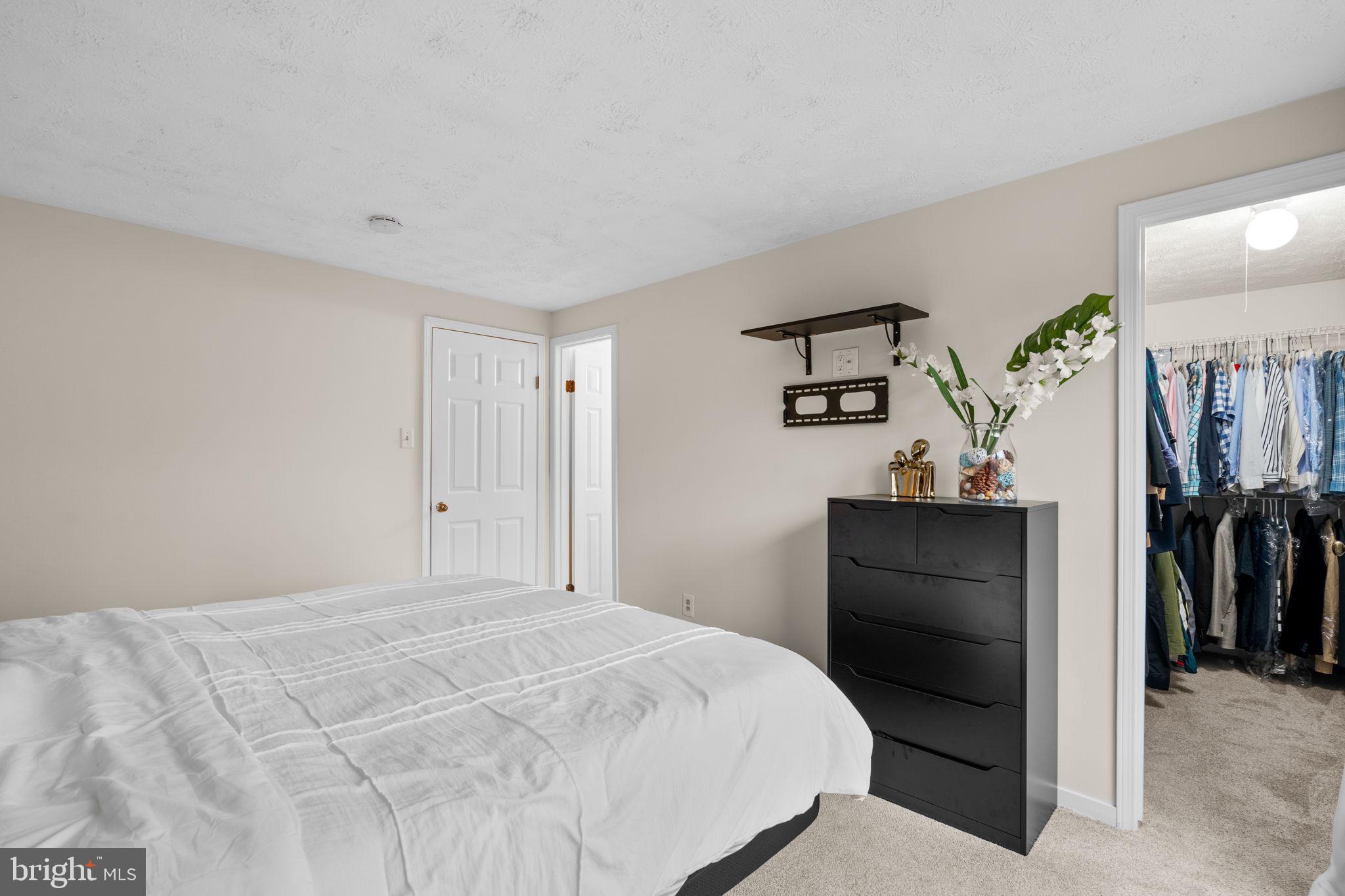 ORCHARD HILL - Residential