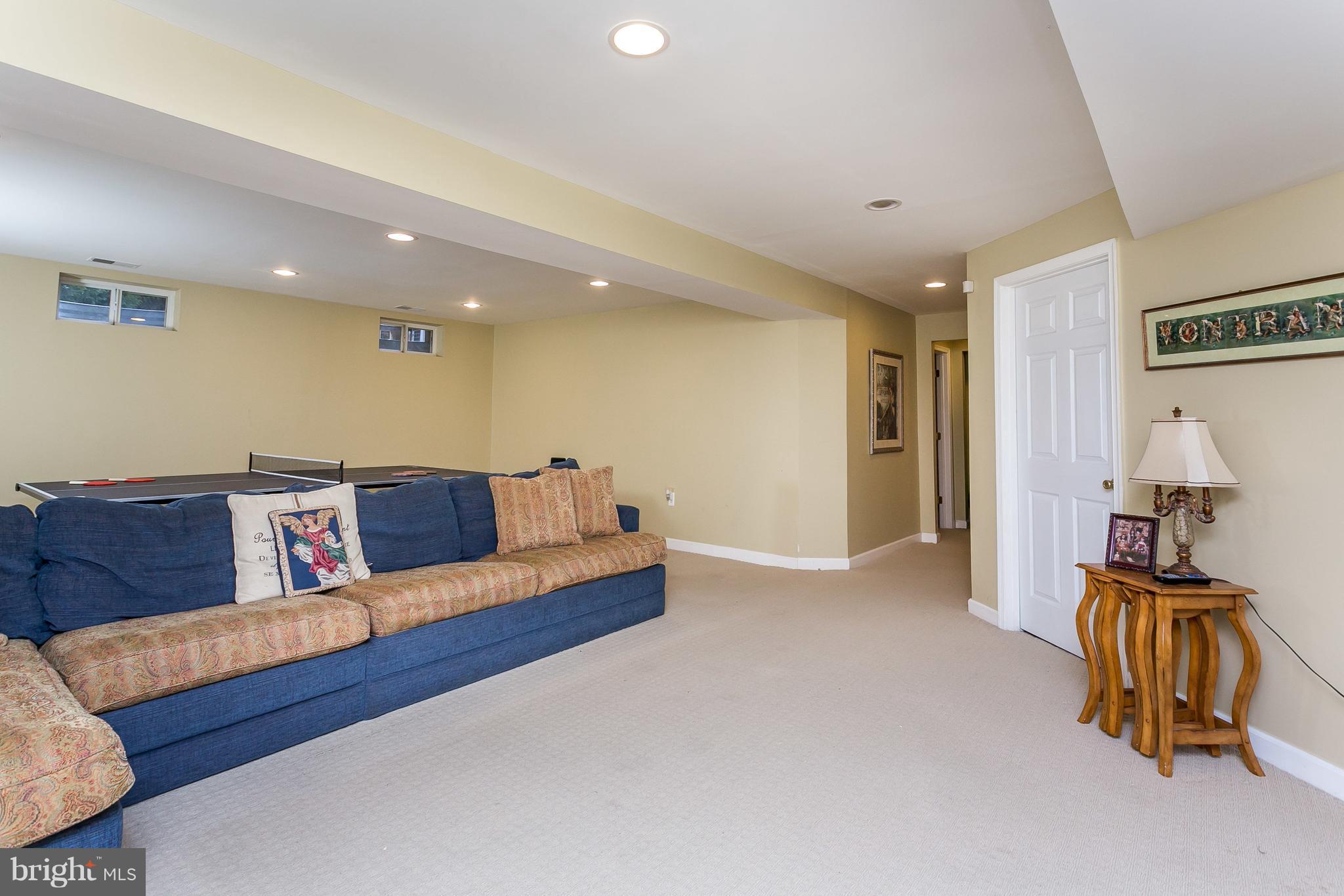 PERRY HALL MEADOWS - Residential